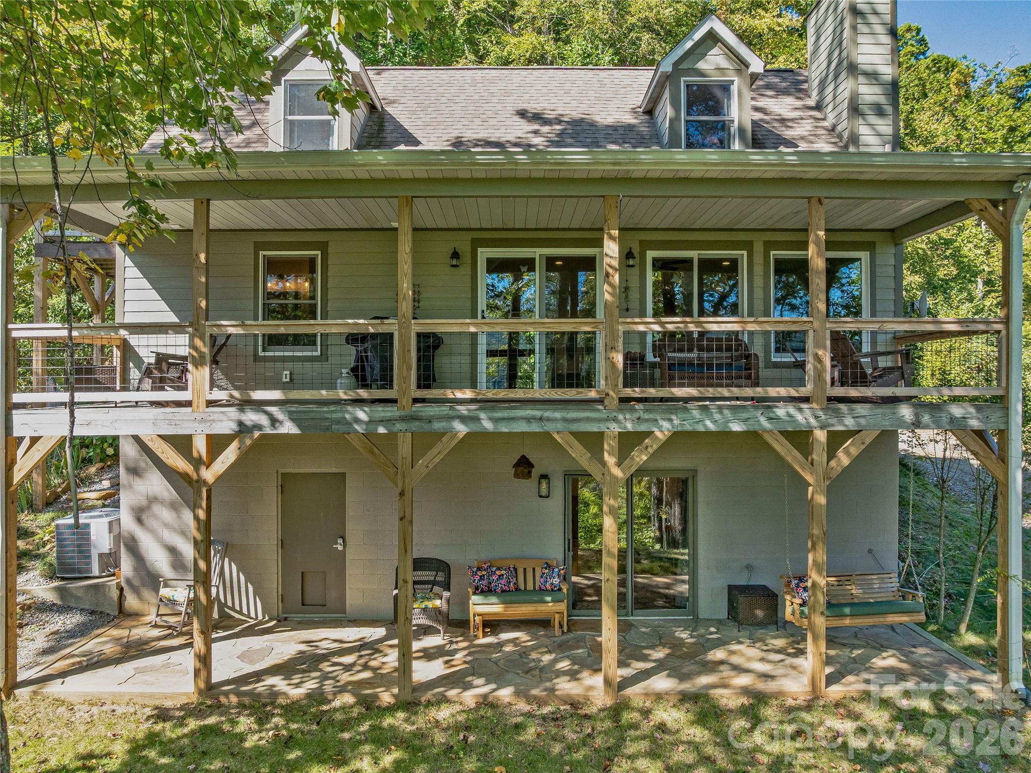 382 Black Oak Cove Road — Candler