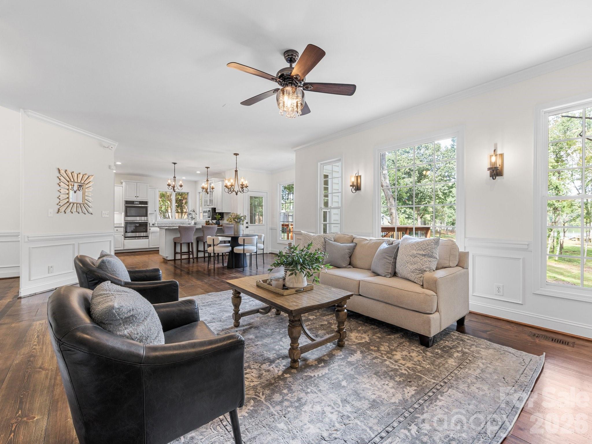 5619 Mountain Point Lane — Charlotte