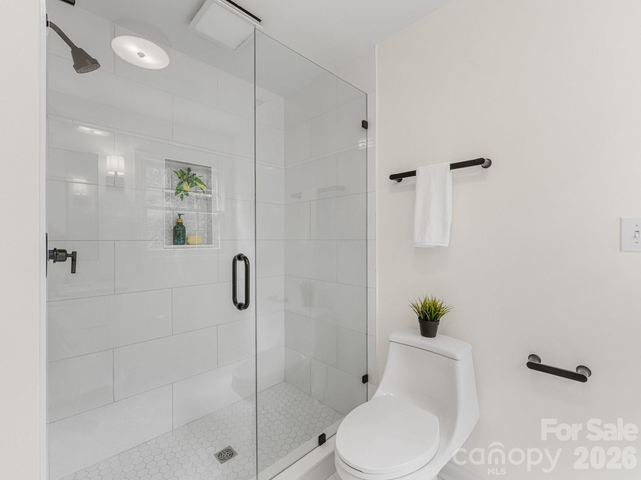 5619 Mountain Point Lane — Charlotte