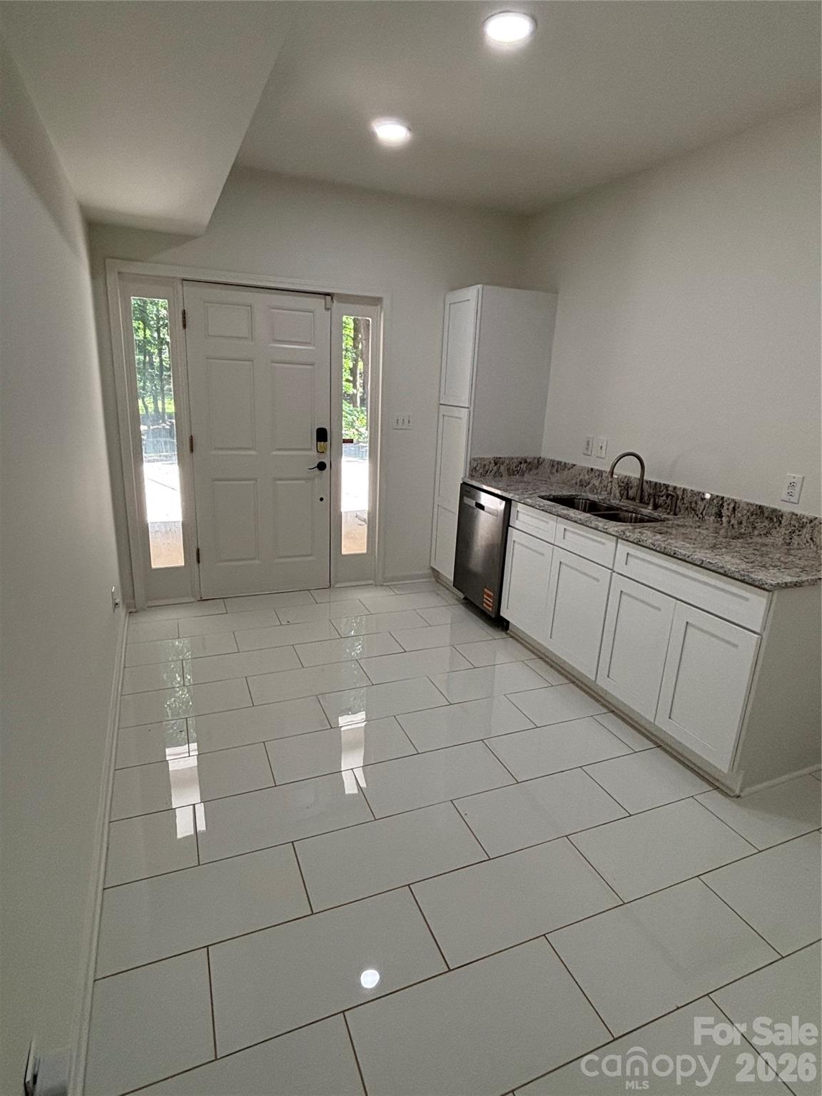 5619 Mountain Point Lane — Charlotte