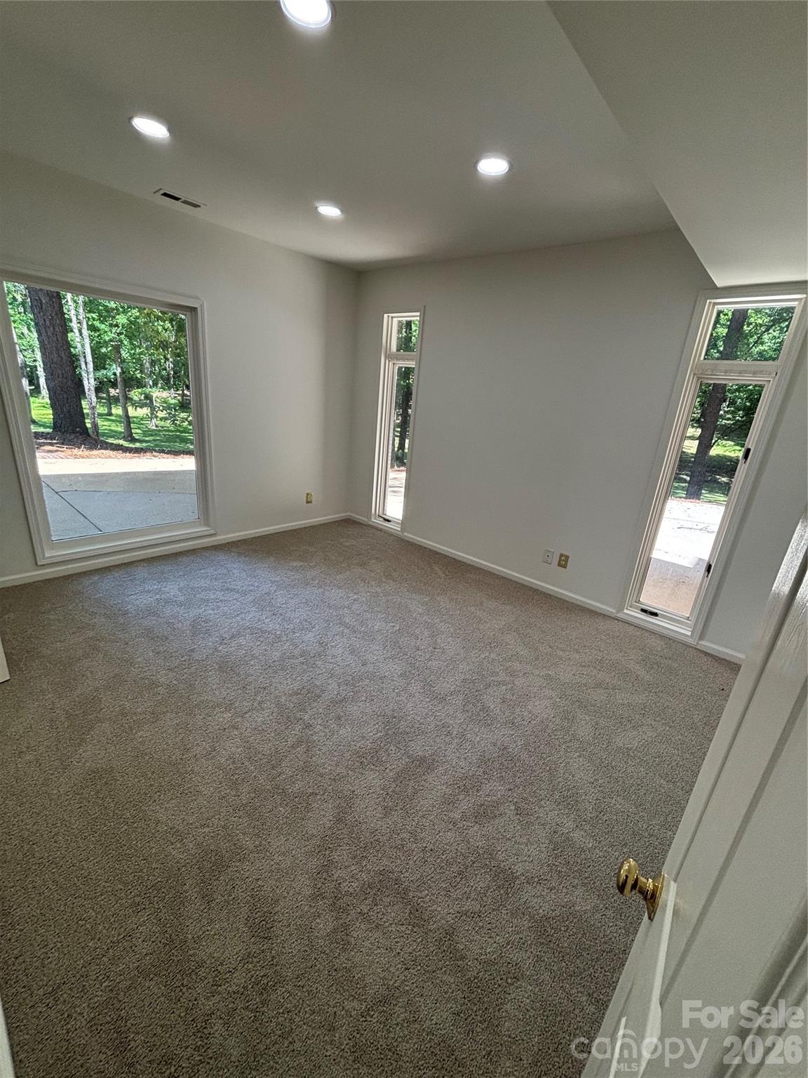 5619 Mountain Point Lane — Charlotte