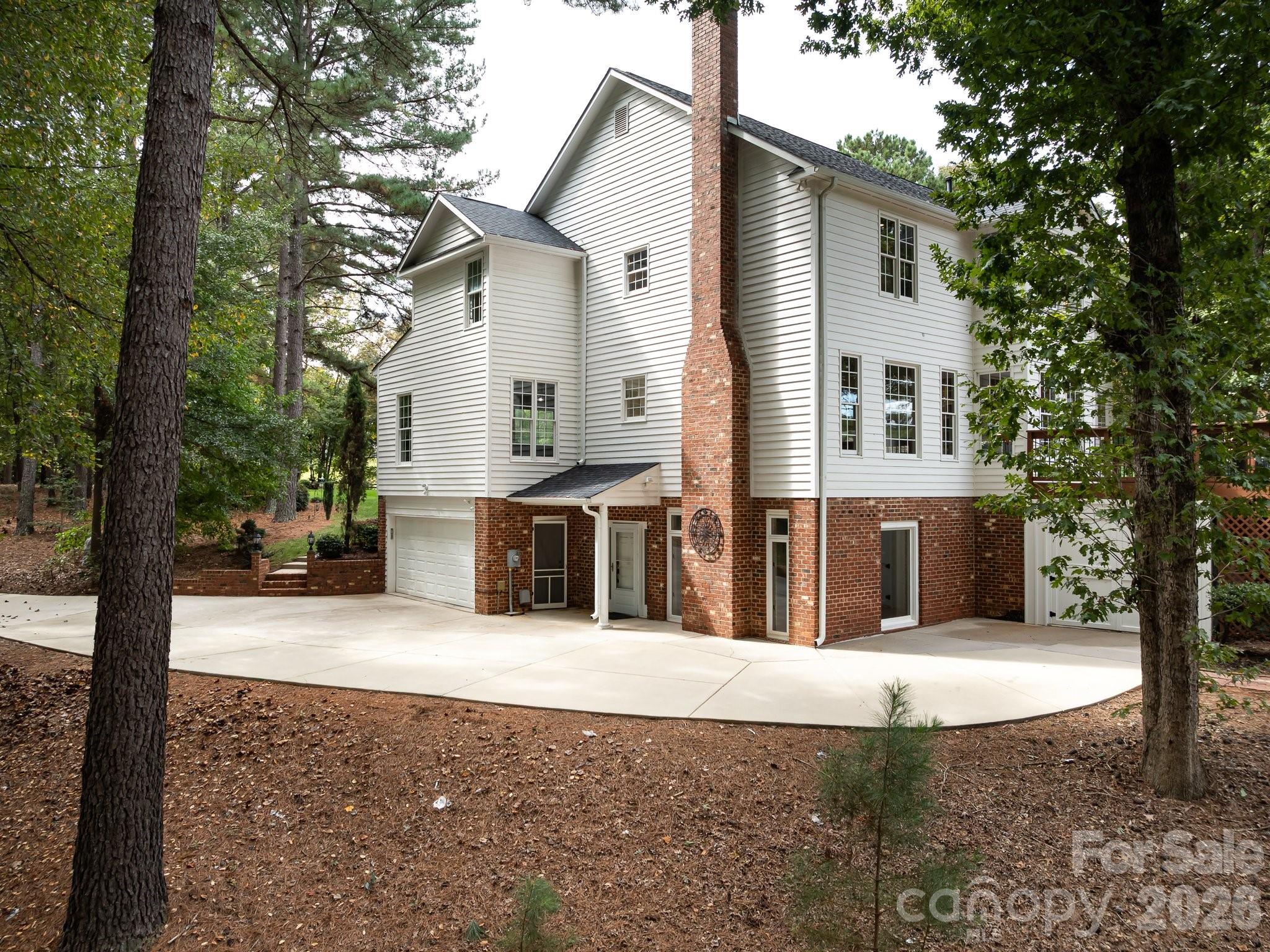 5619 Mountain Point Lane — Charlotte