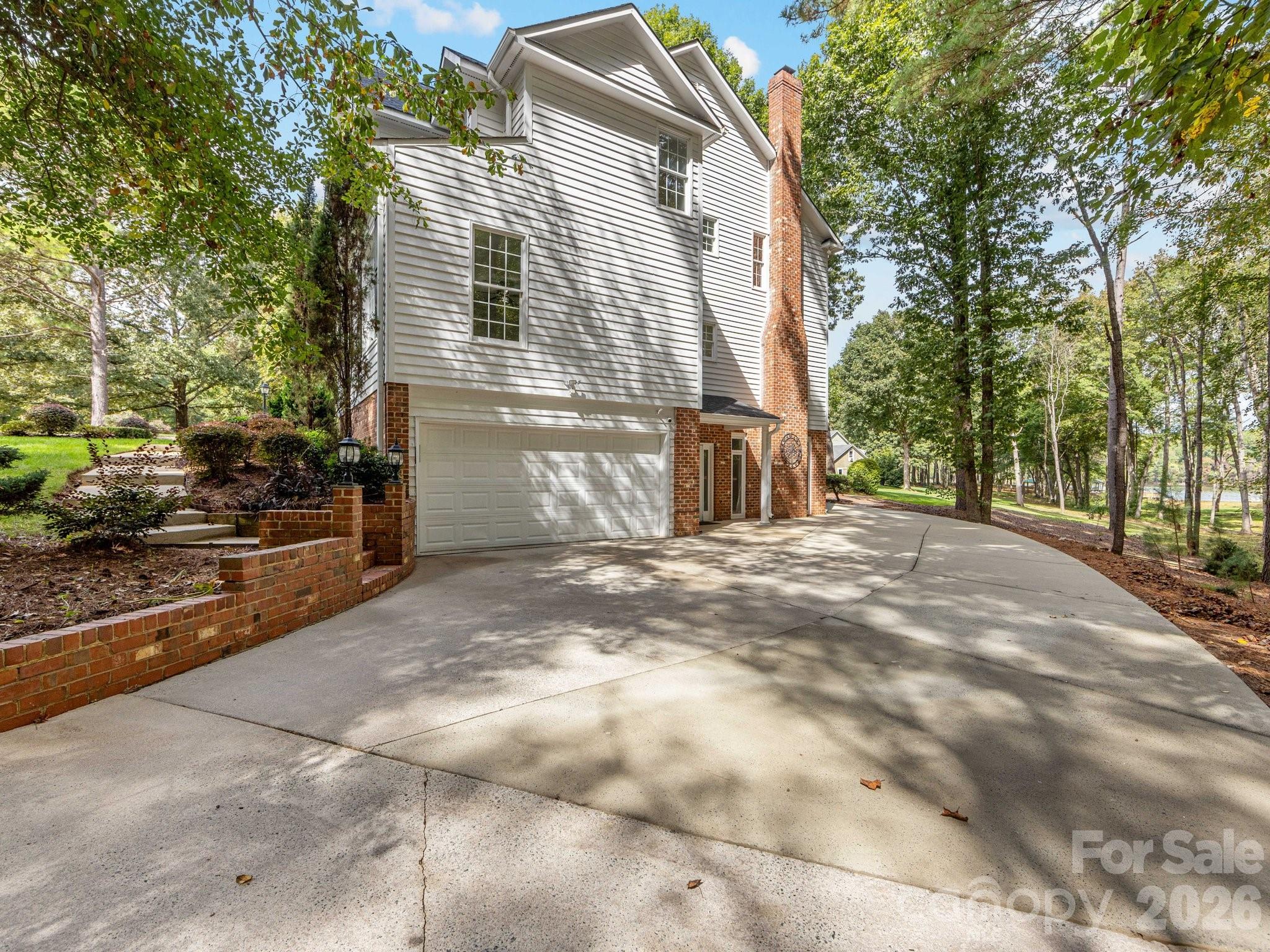 5619 Mountain Point Lane — Charlotte