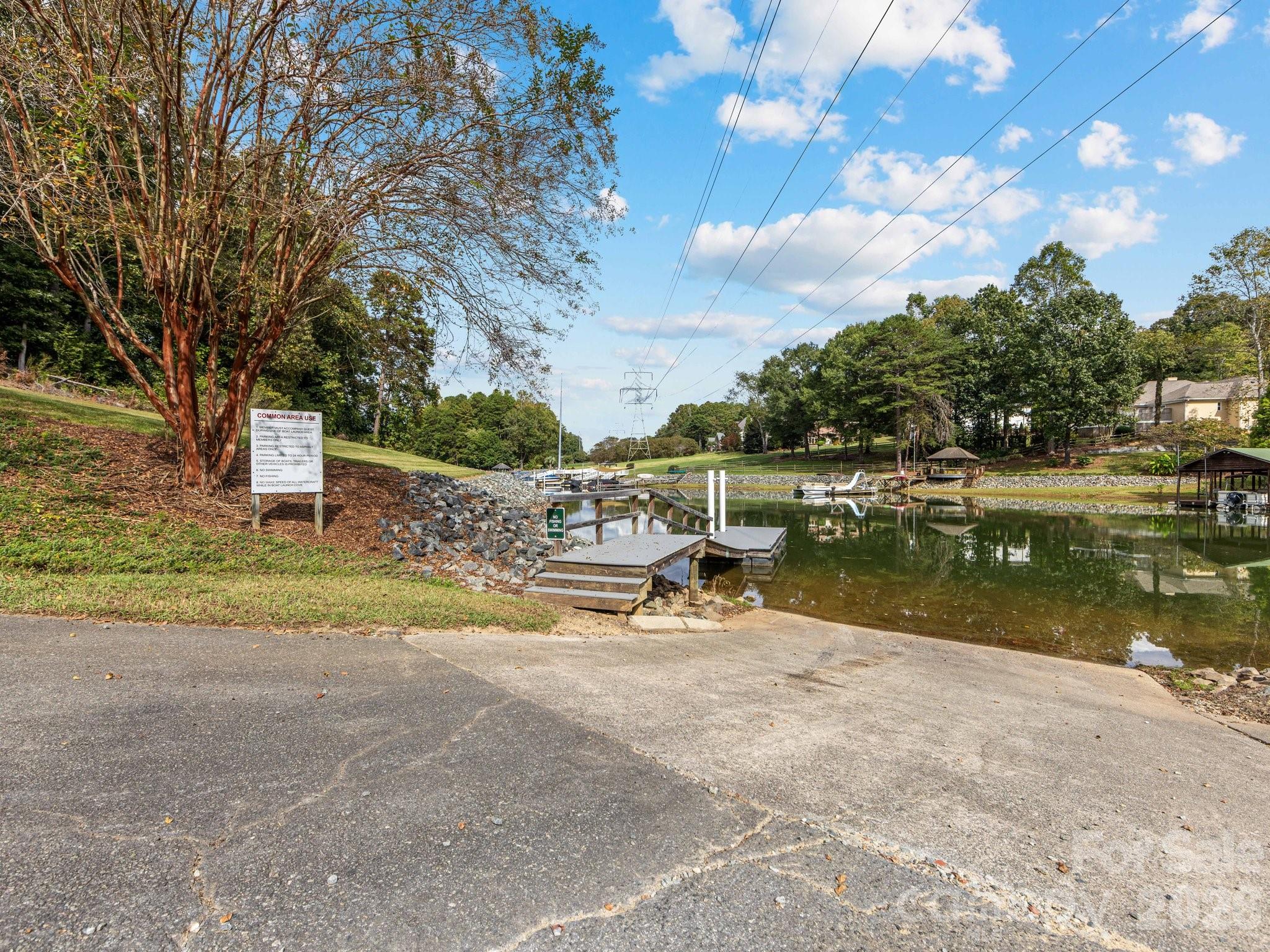 5619 Mountain Point Lane — Charlotte