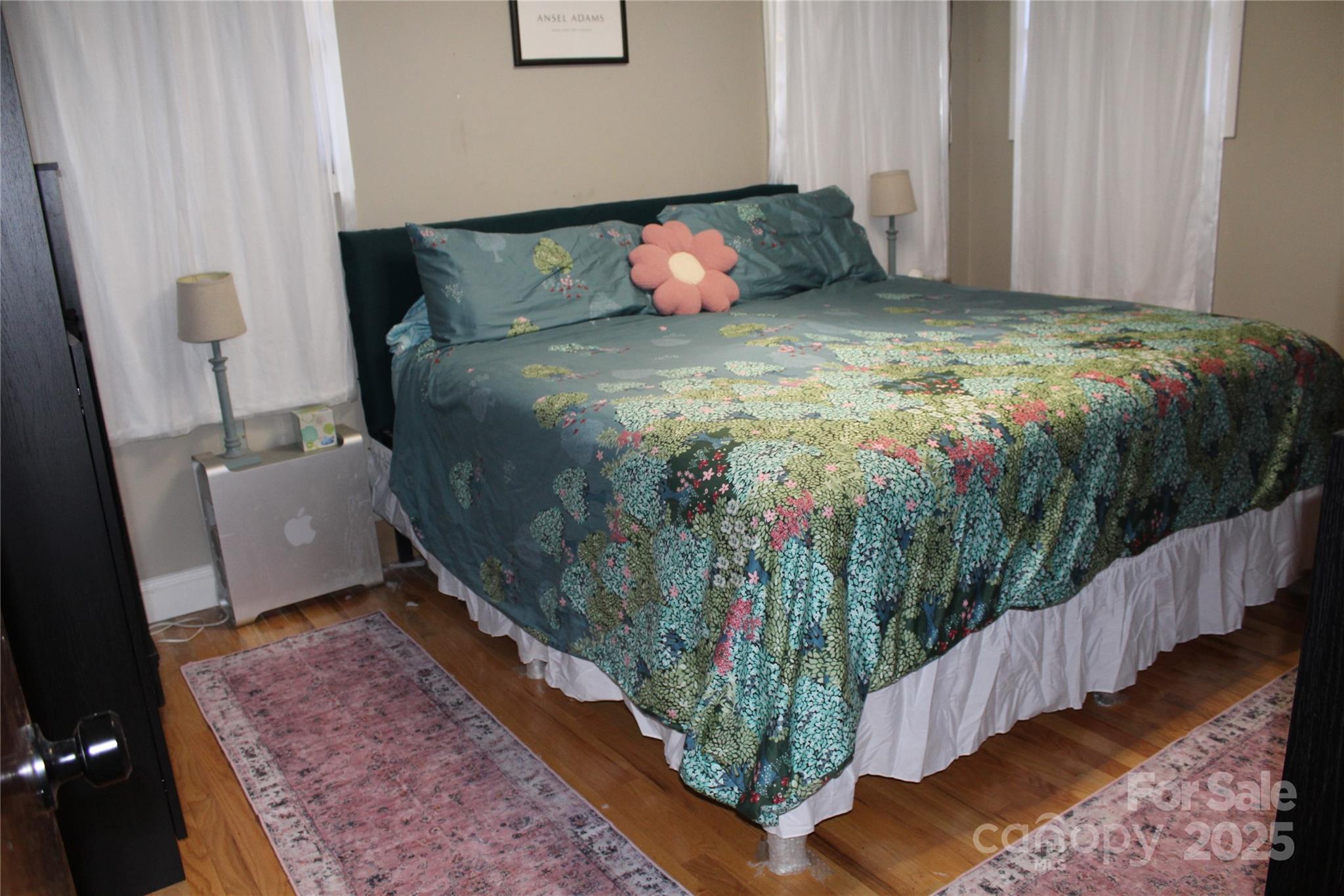 107 N Matthews Street — Morganton