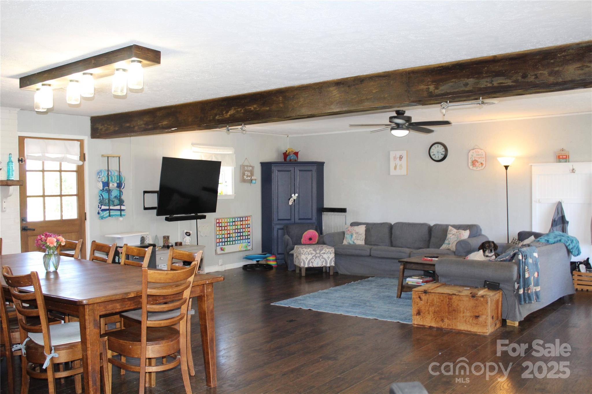 107 N Matthews Street — Morganton