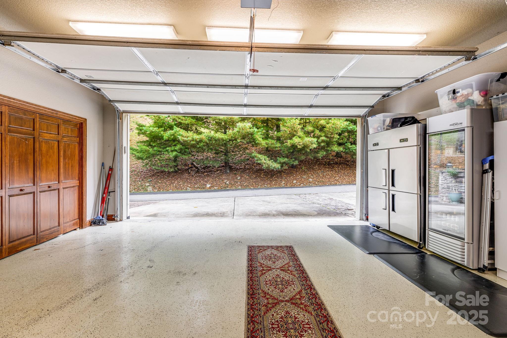 115 Mountainside Lane — Mars Hill