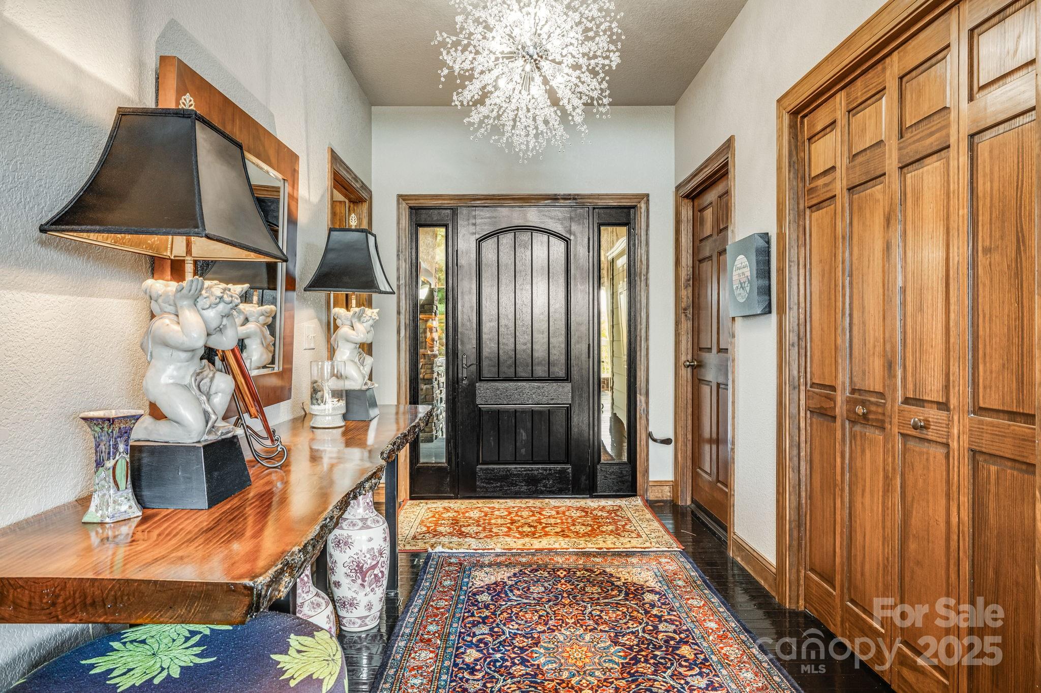 115 Mountainside Lane — Mars Hill