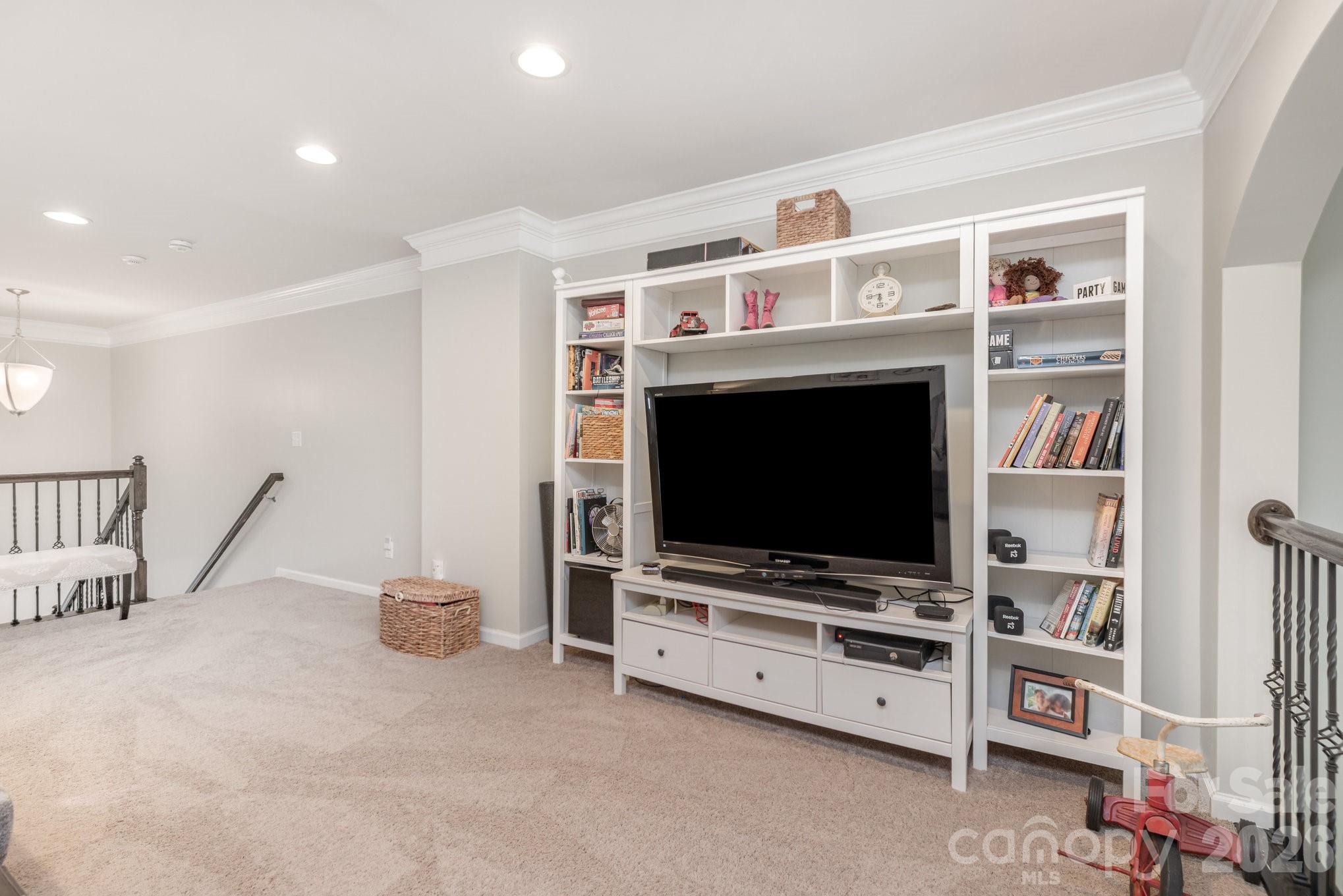 11070 Discovery Drive NW — Concord