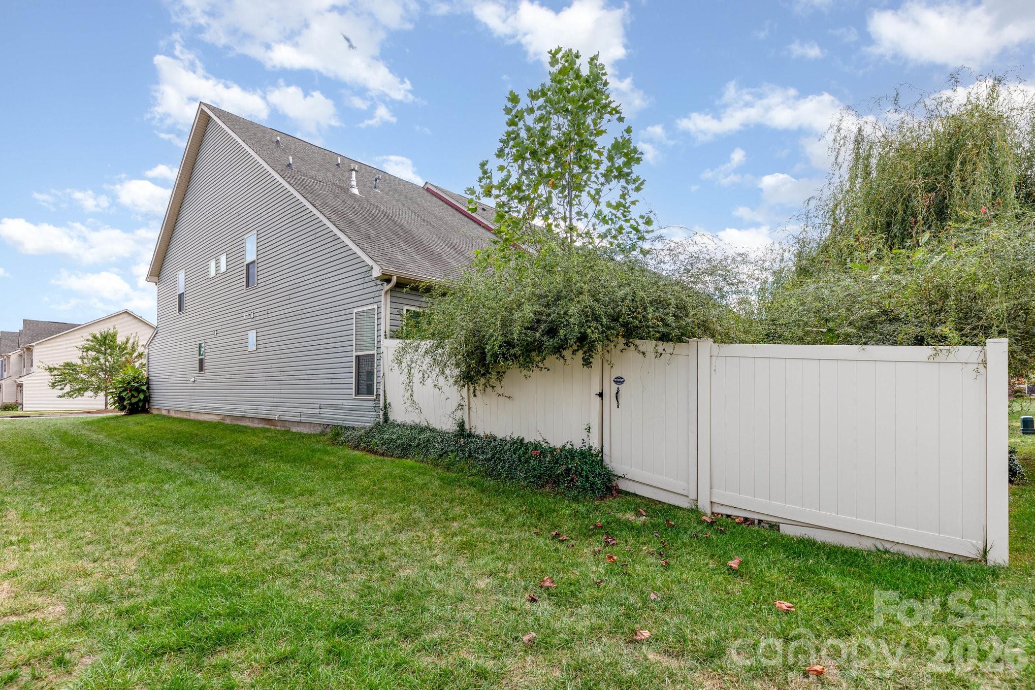 11070 Discovery Drive NW — Concord