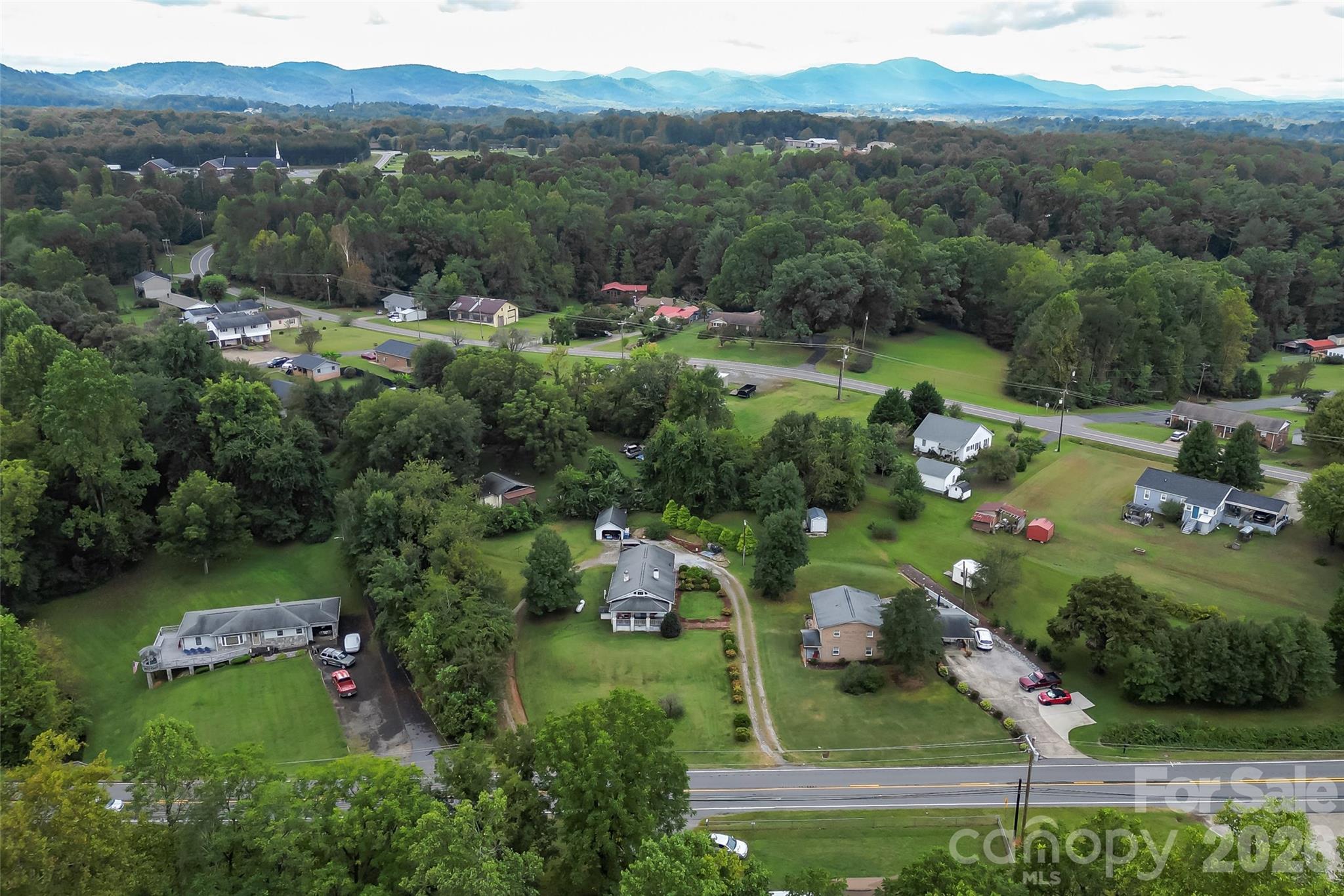 2290 US 70 Highway E — Morganton