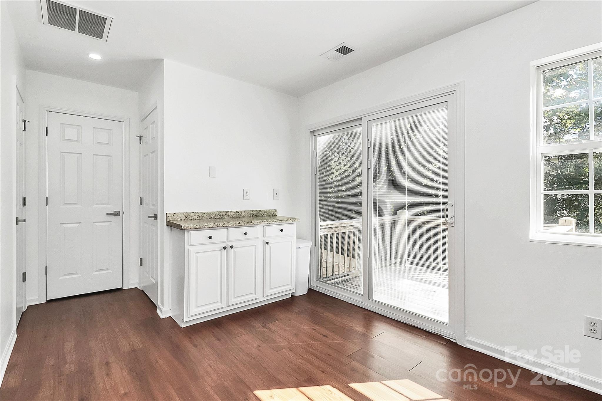 10549 Yellow Rose Lane — Charlotte