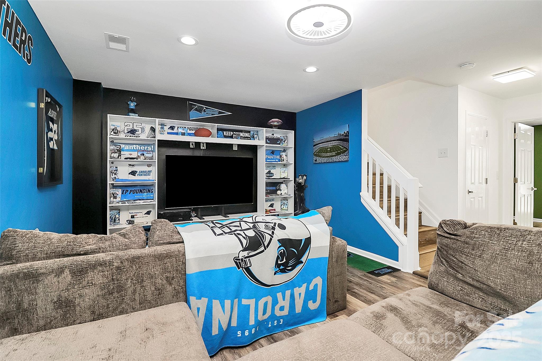 10549 Yellow Rose Lane — Charlotte