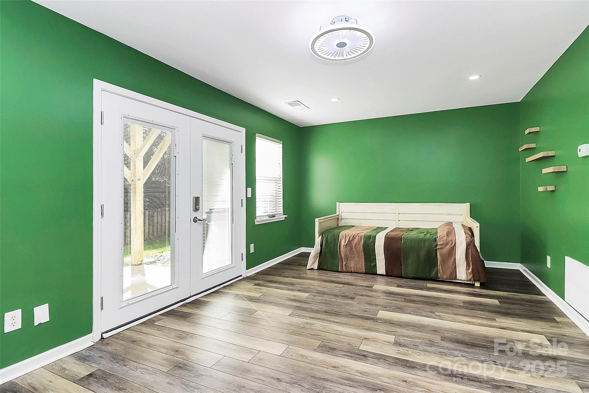 10549 Yellow Rose Lane — Charlotte