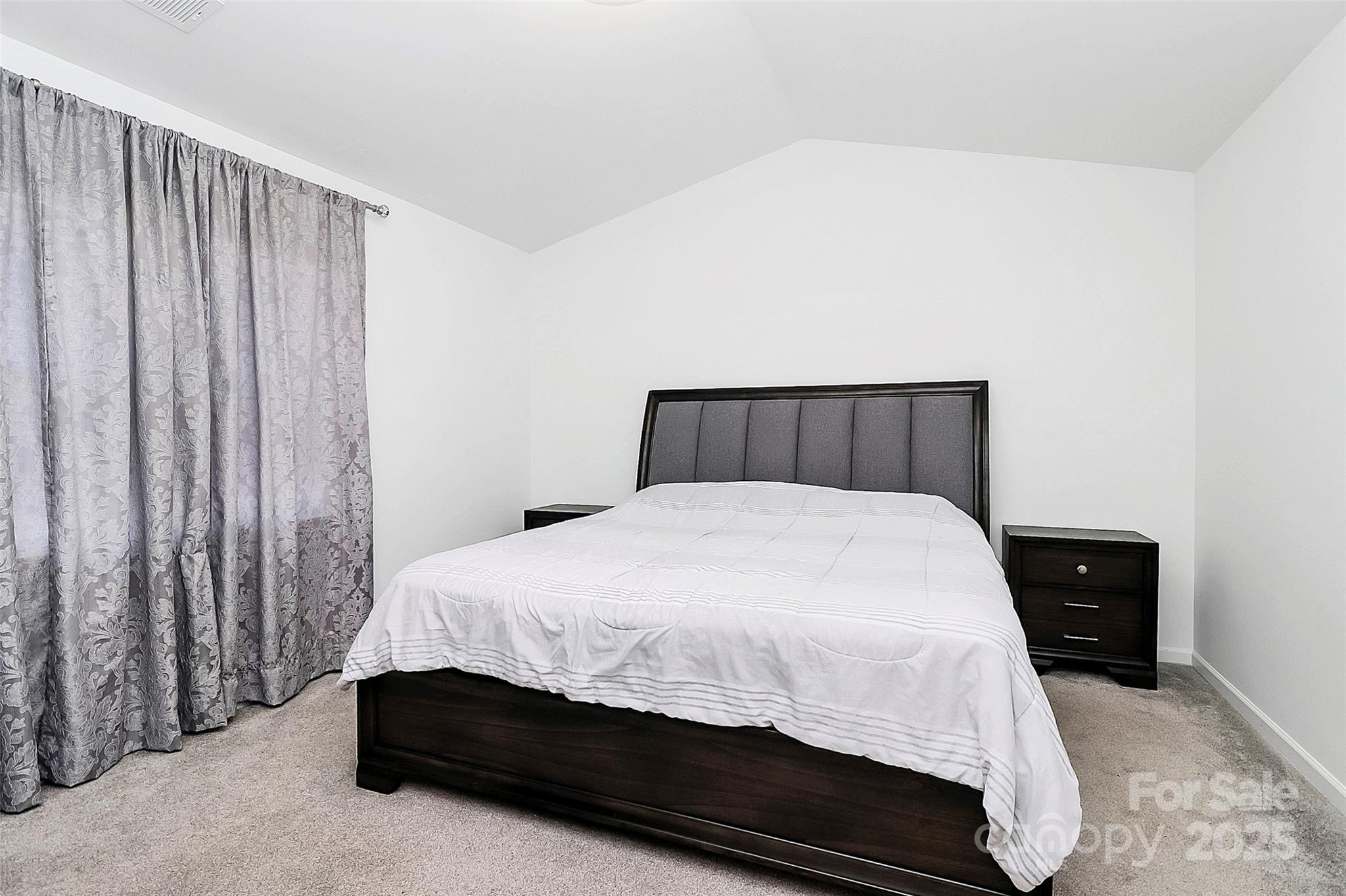 10549 Yellow Rose Lane — Charlotte