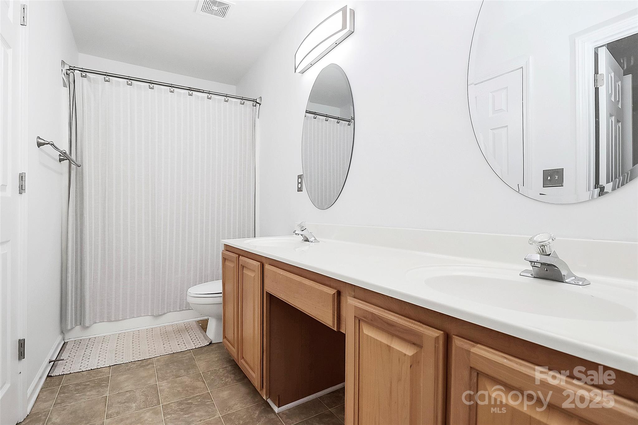 10549 Yellow Rose Lane — Charlotte
