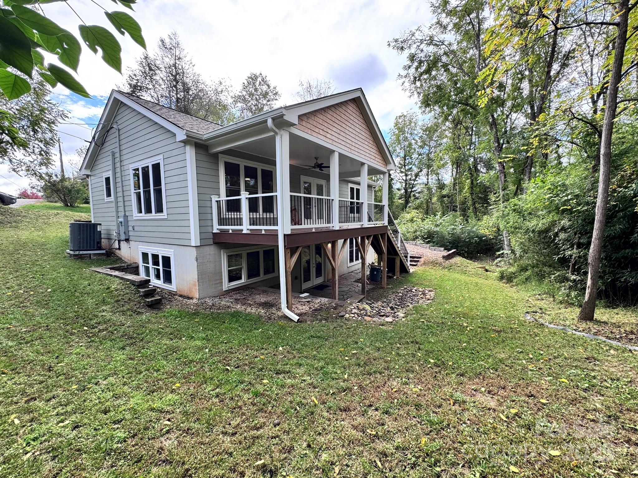 269 Virginia Avenue — Asheville
