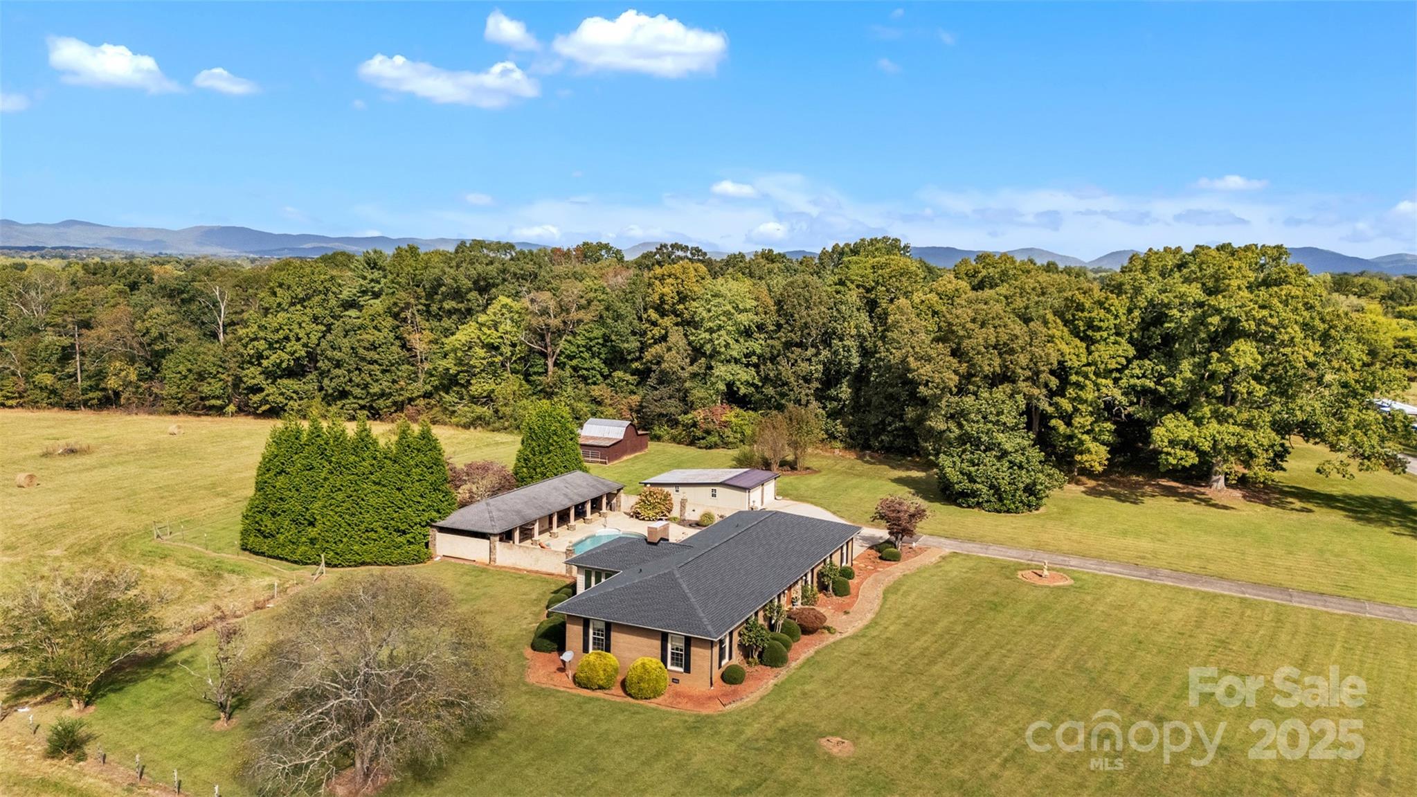 840 Happy Plains Road — Taylorsville