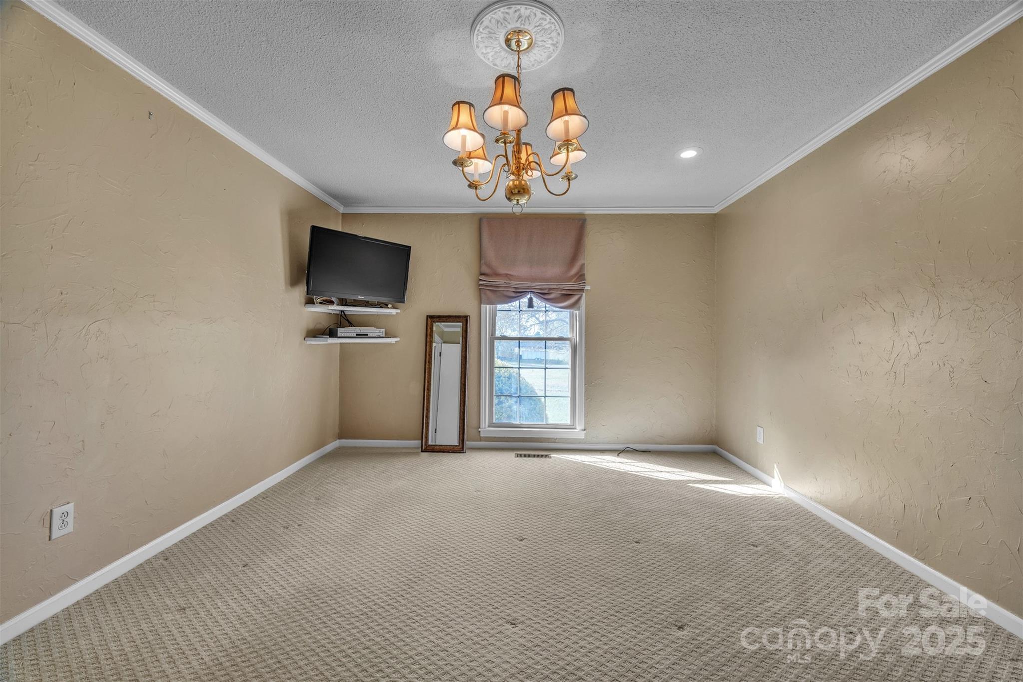 840 Happy Plains Road — Taylorsville