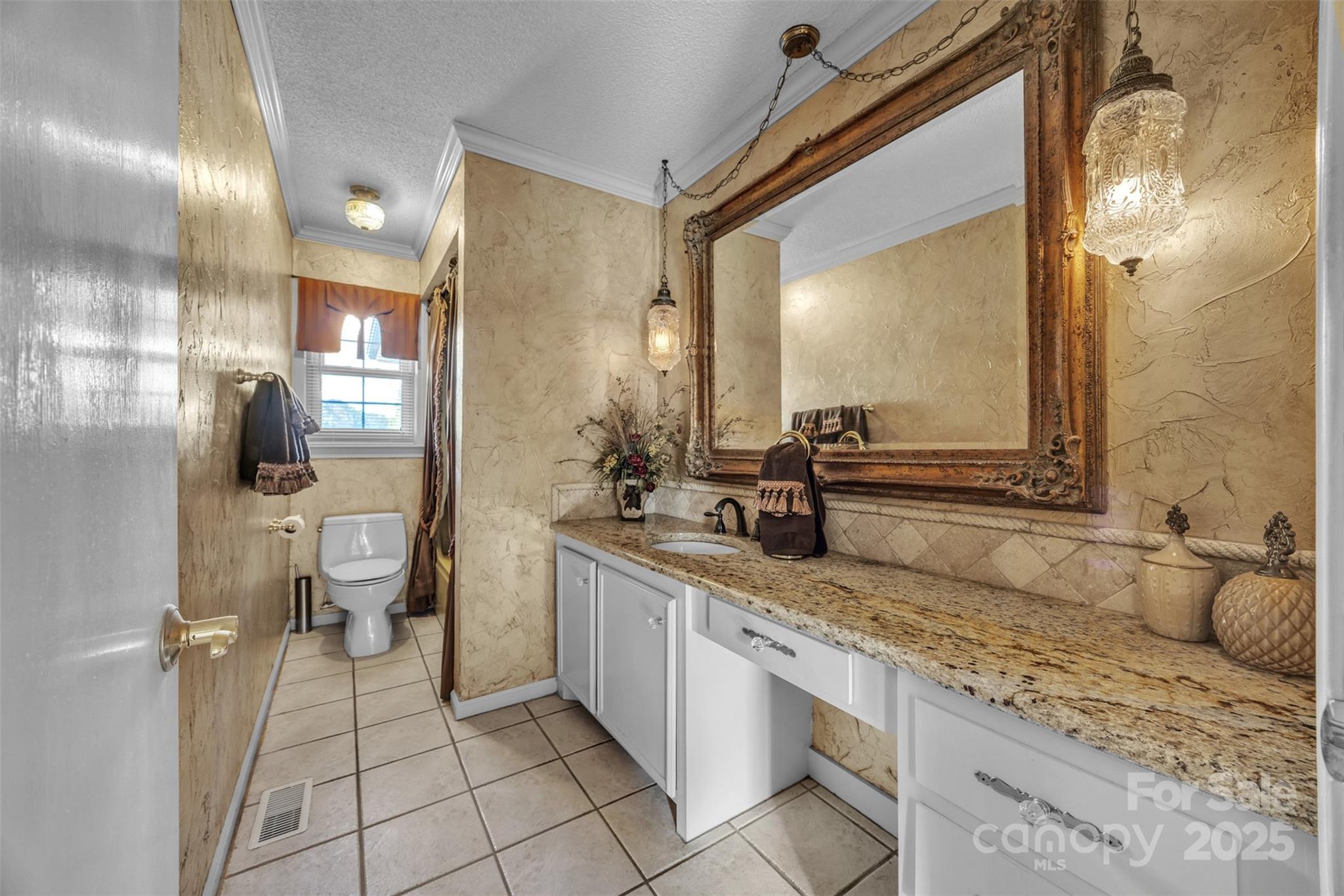 840 Happy Plains Road — Taylorsville