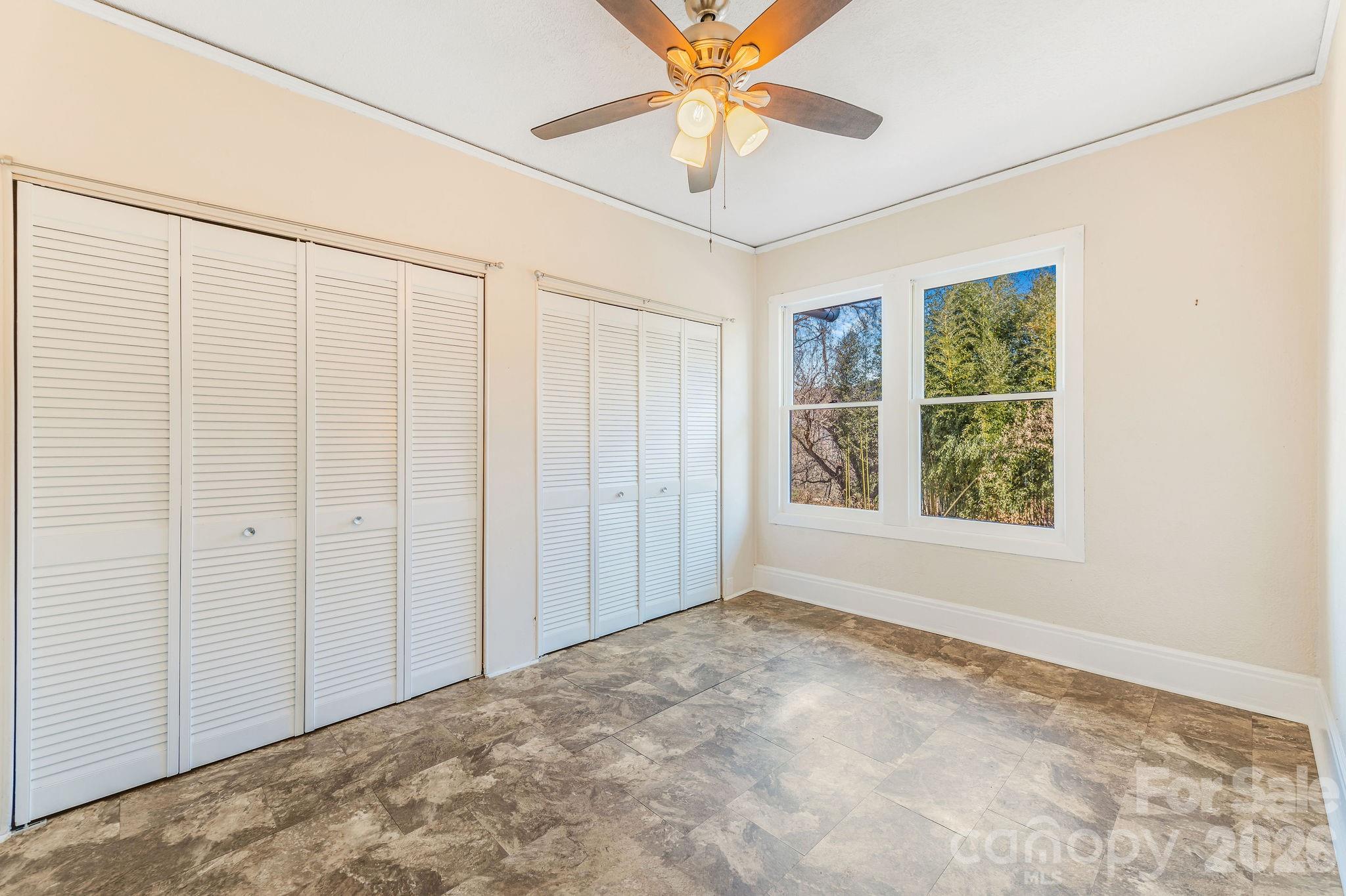107 Woodland Church Road — Clyde