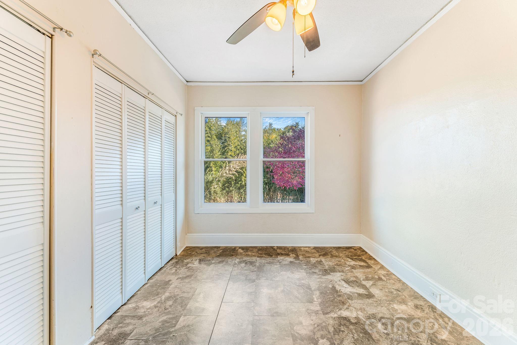 107 Woodland Church Road — Clyde