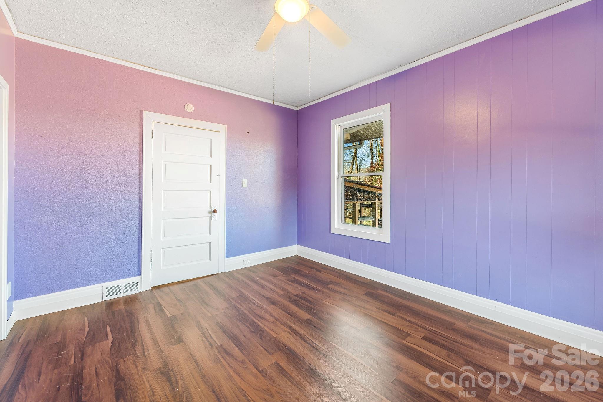 107 Woodland Church Road — Clyde