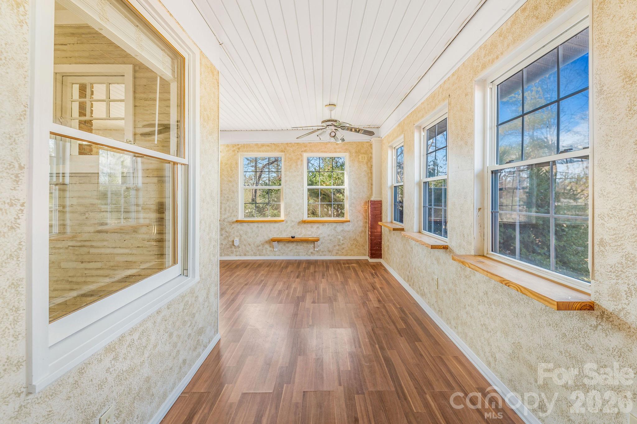 107 Woodland Church Road — Clyde