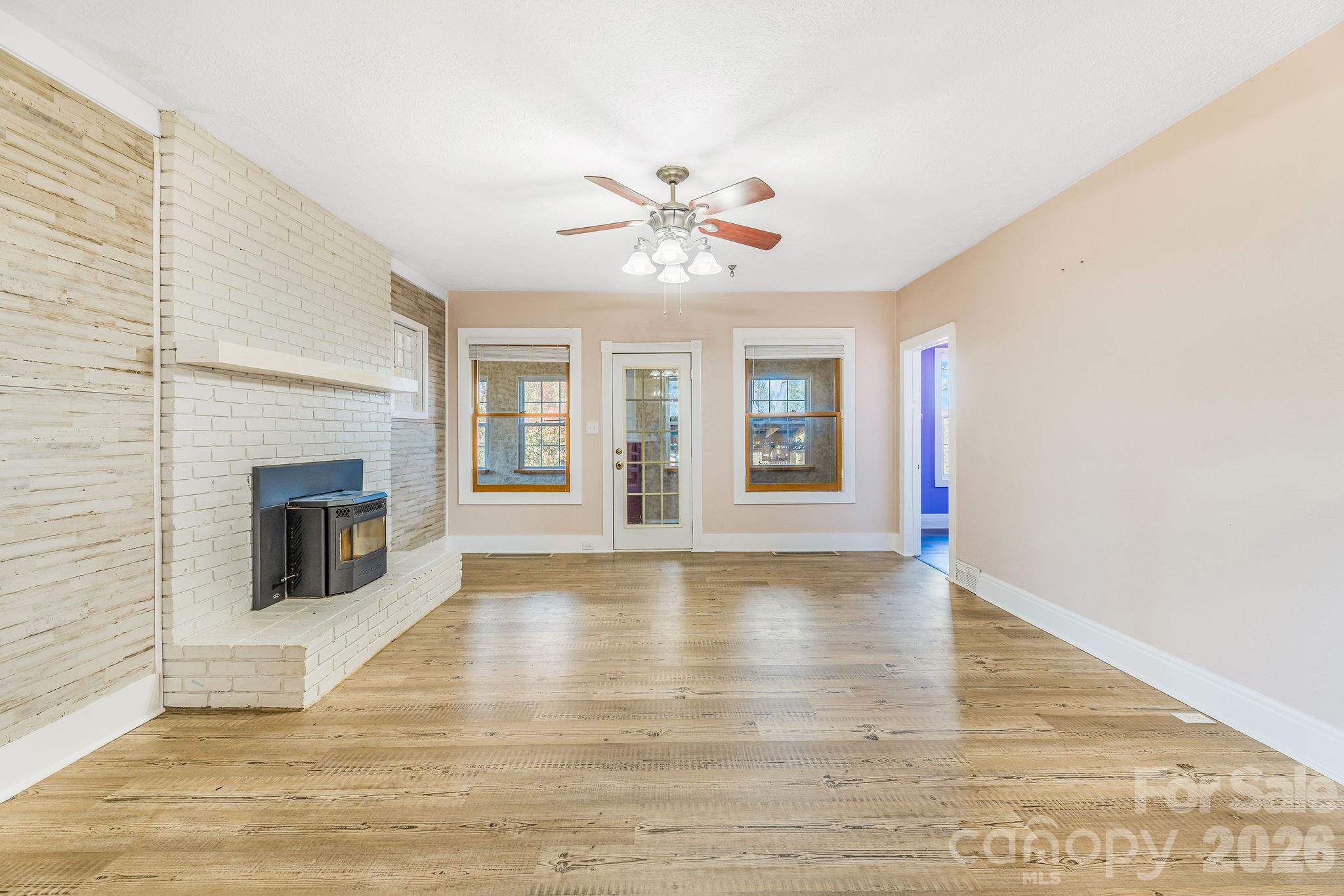 107 Woodland Church Road — Clyde