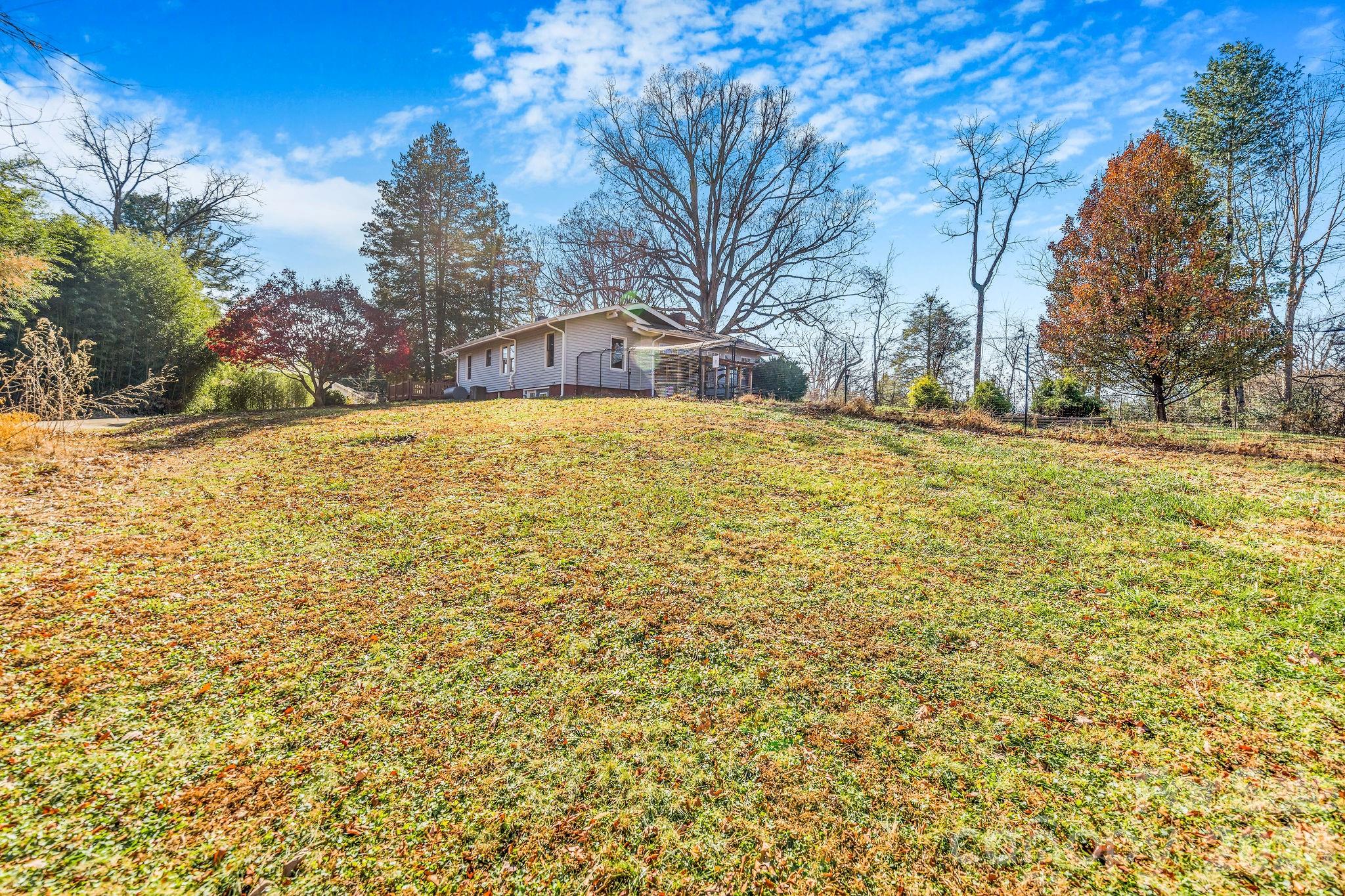 107 Woodland Church Road — Clyde