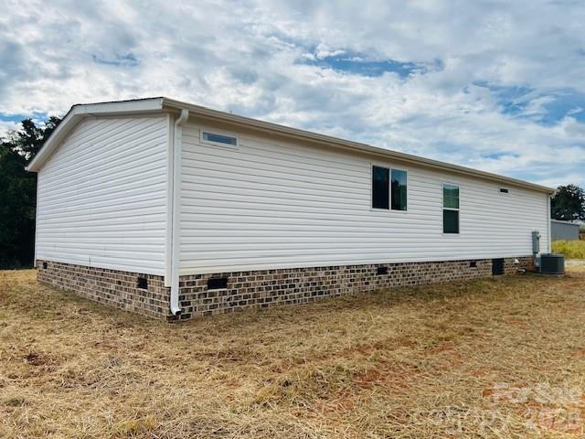501 Eagle Mills Road — Hamptonville