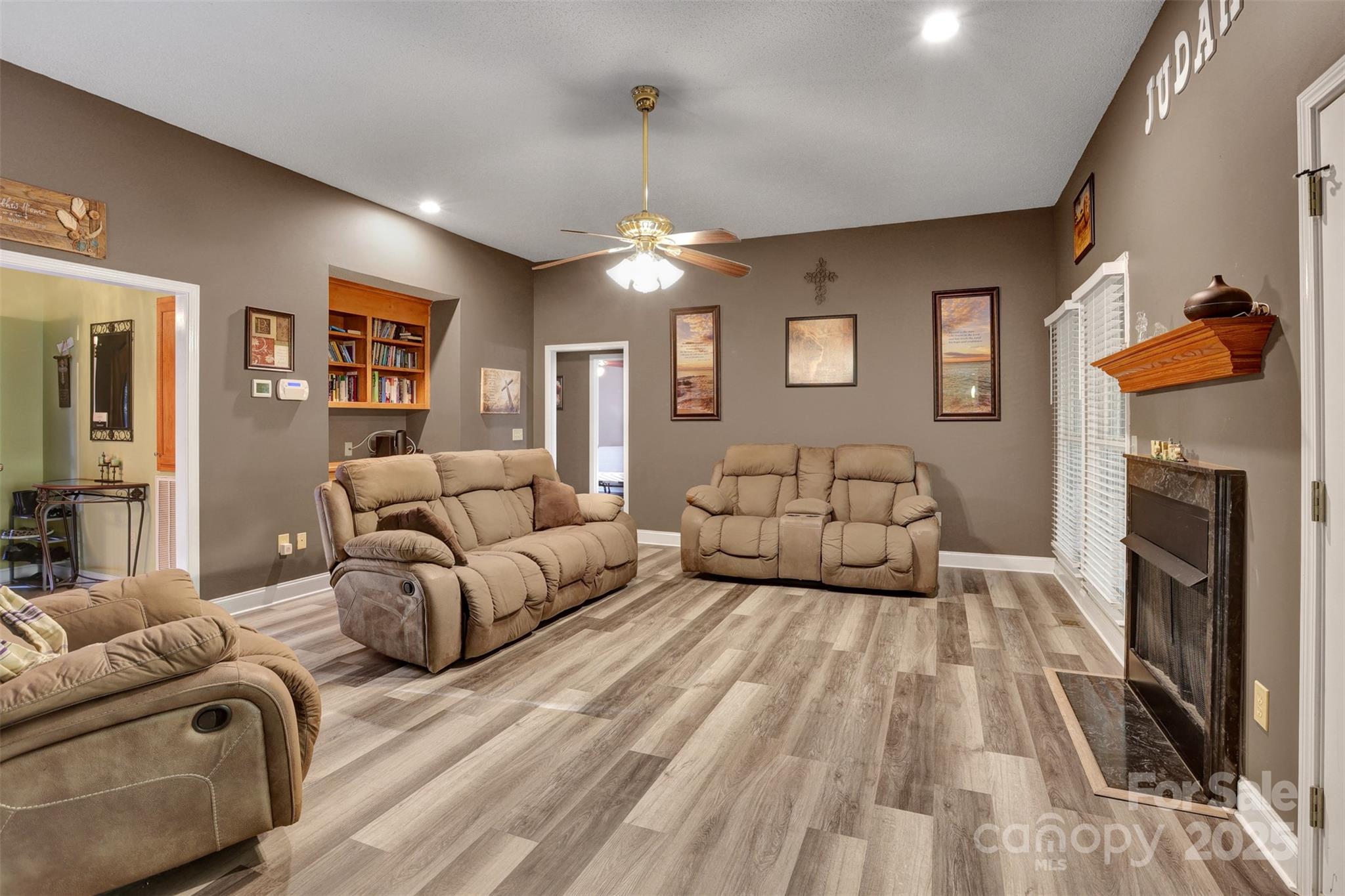 36014 Davis Drive — Albemarle
