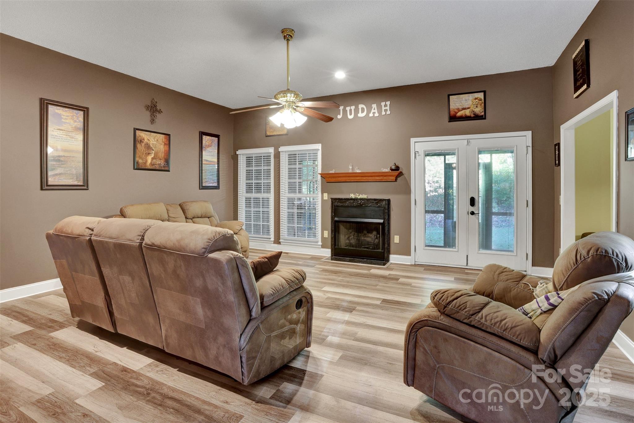 36014 Davis Drive — Albemarle