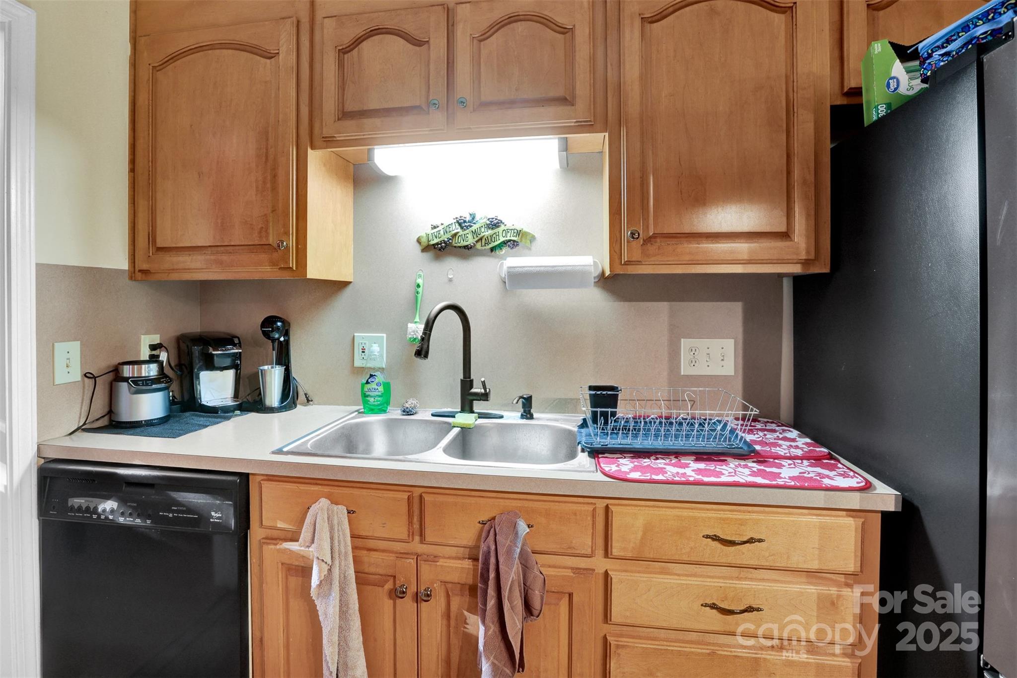 36014 Davis Drive — Albemarle