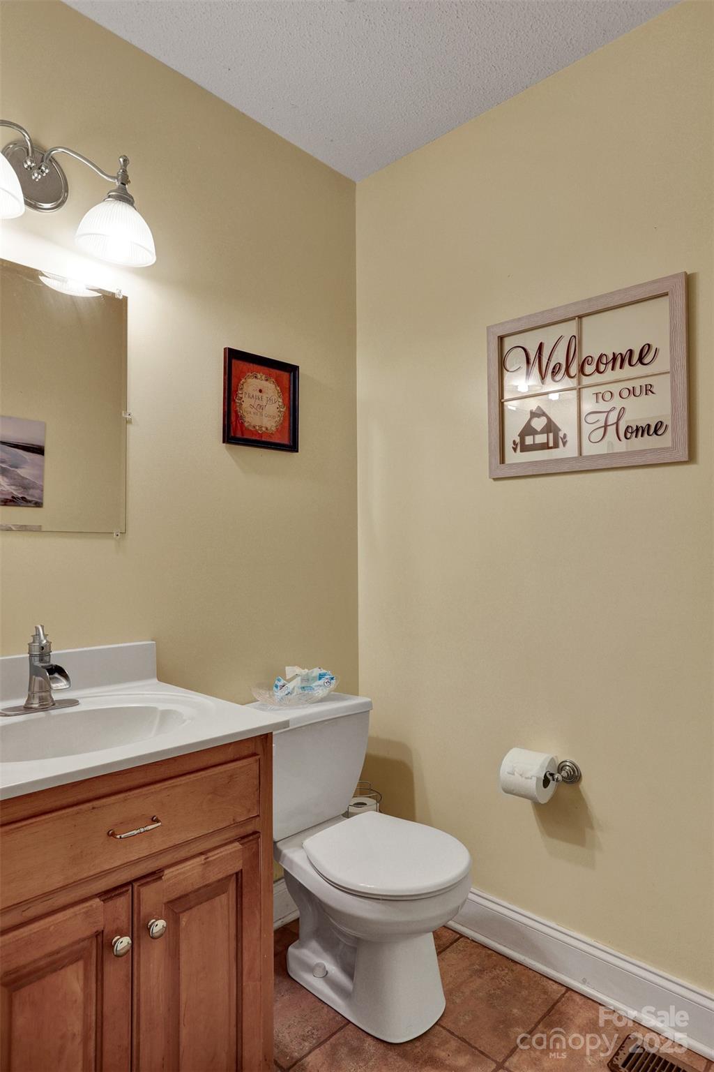 36014 Davis Drive — Albemarle