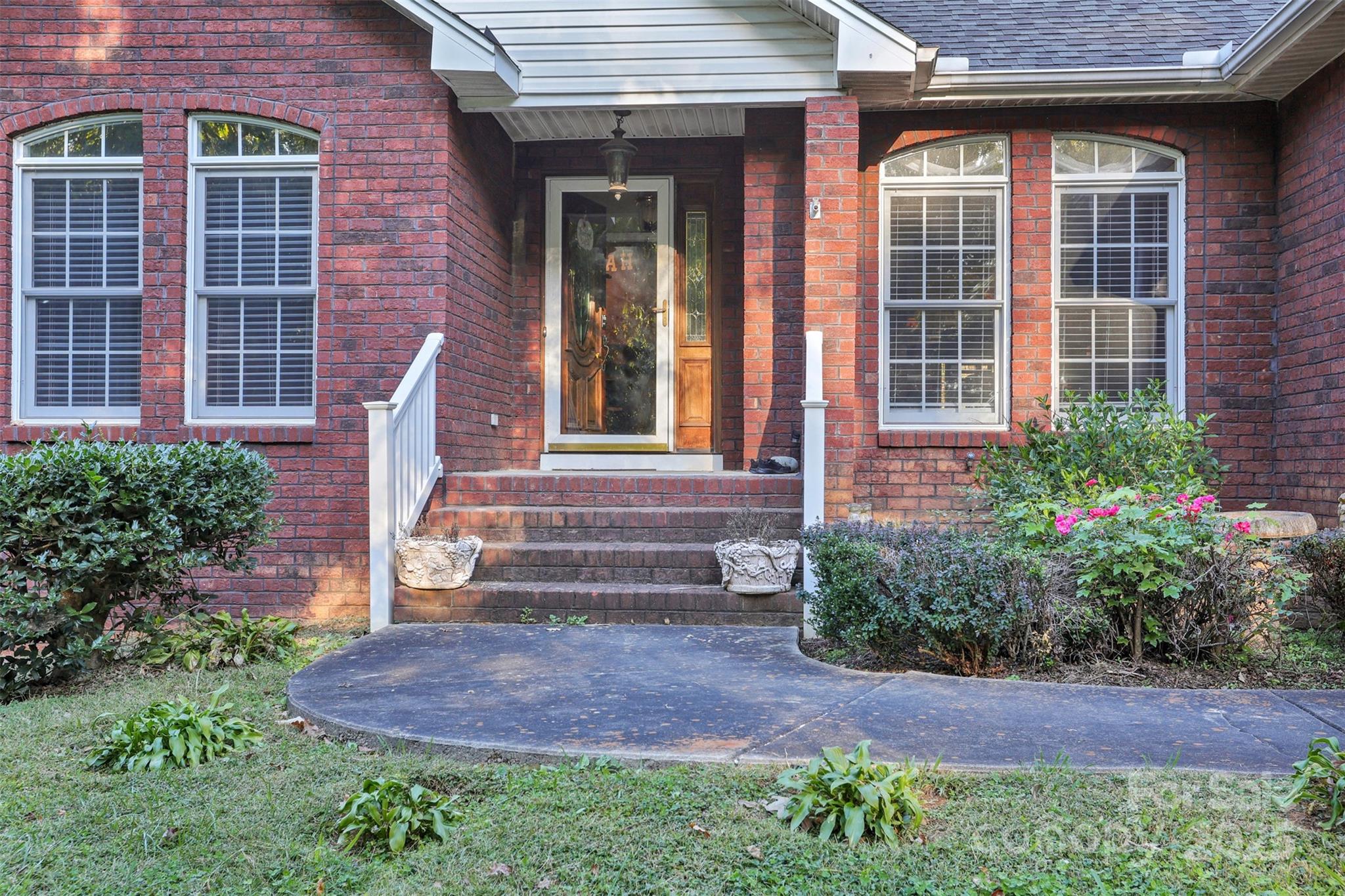 36014 Davis Drive — Albemarle