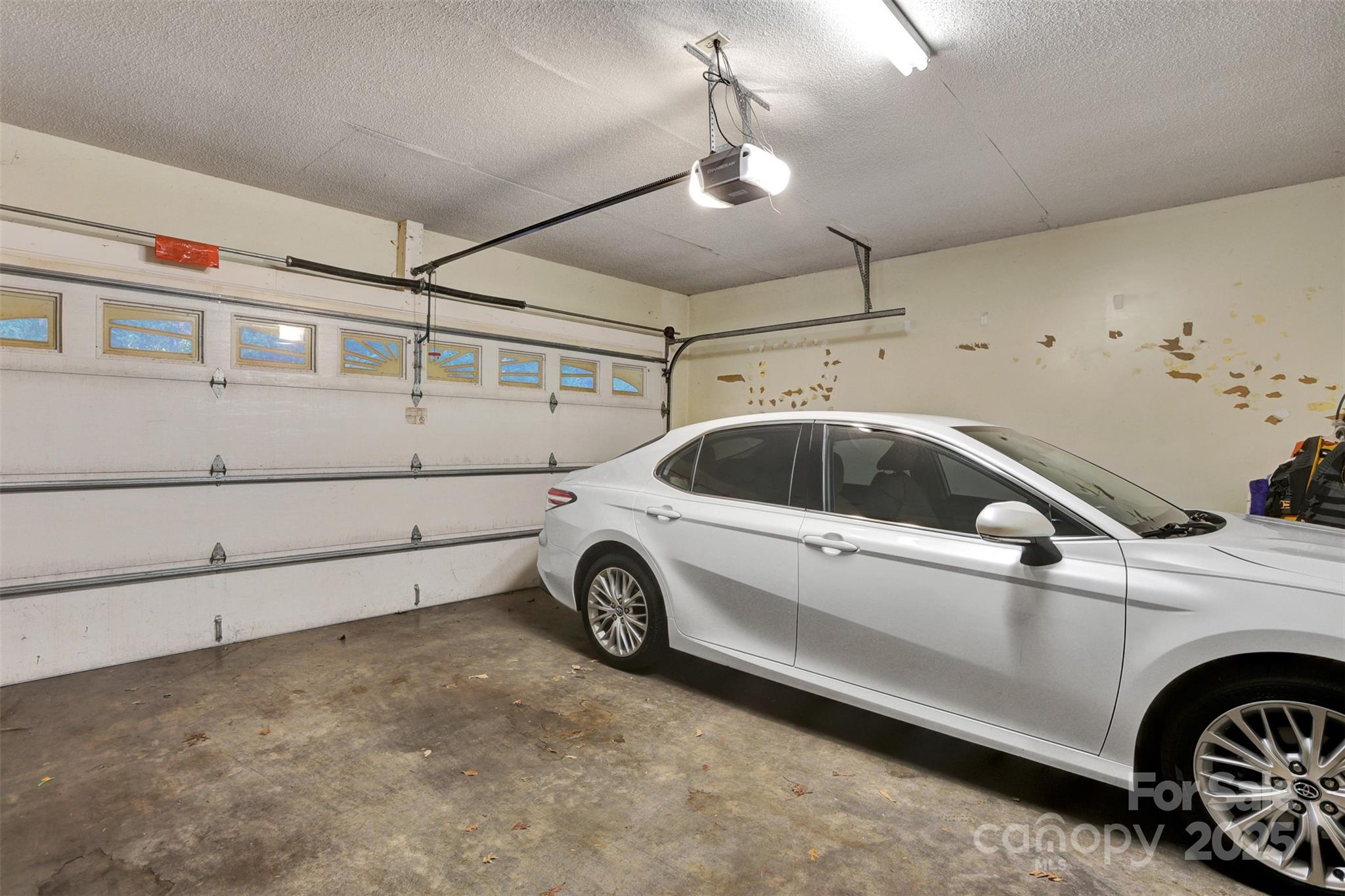 36014 Davis Drive — Albemarle