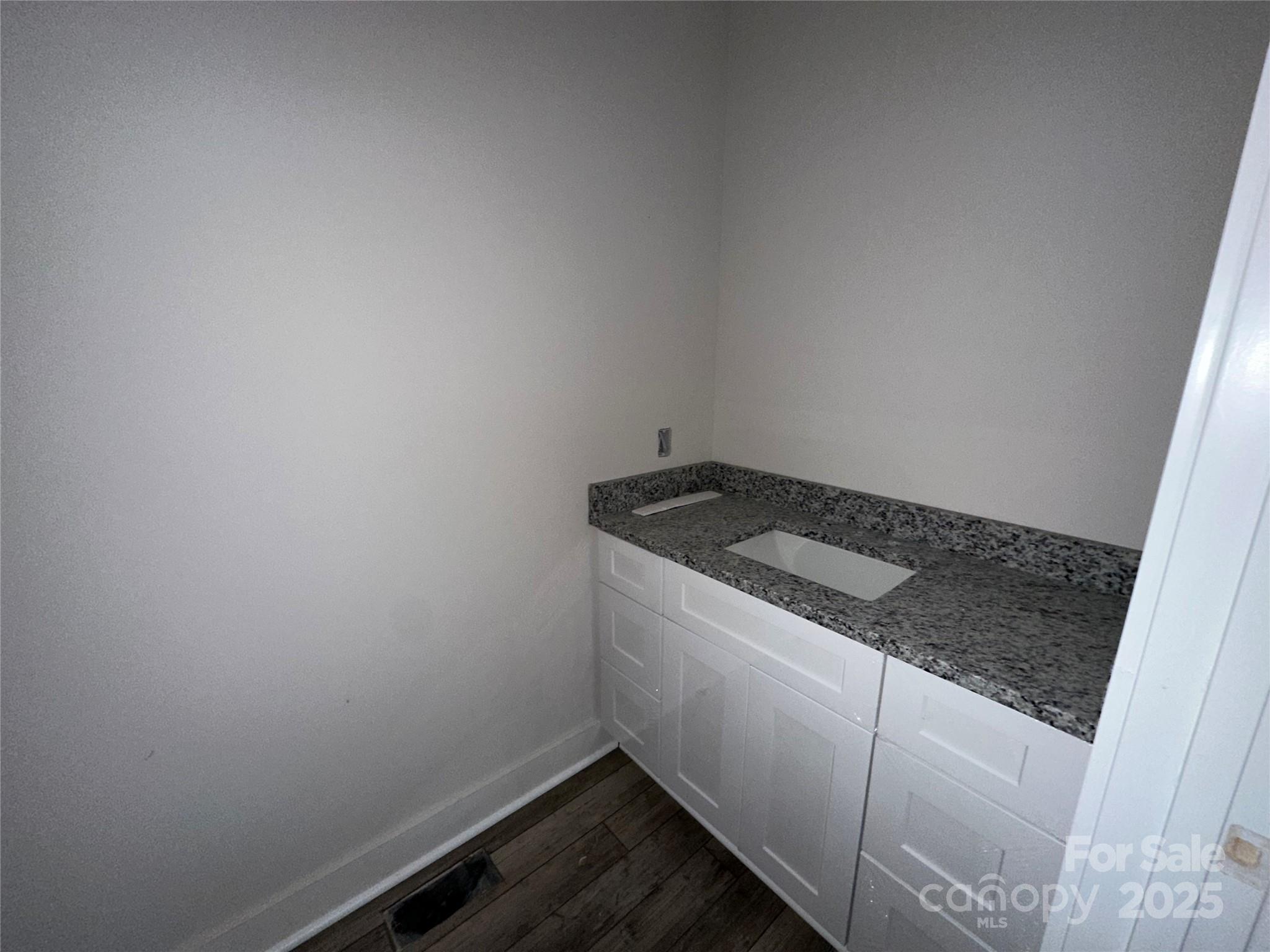 28800 NC Hwy 73 Highway — Albemarle