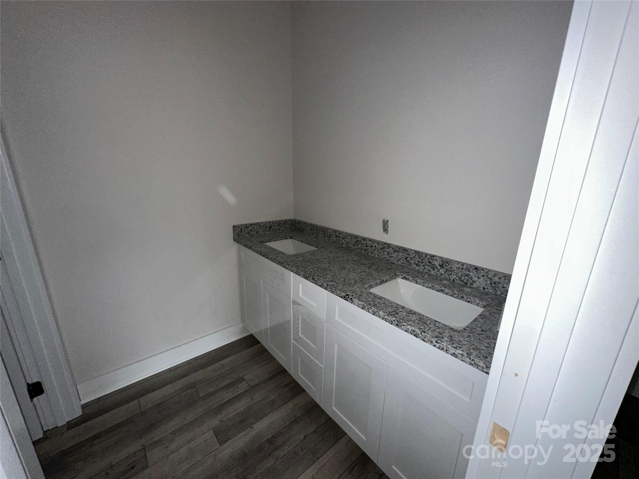 28800 NC Hwy 73 Highway — Albemarle