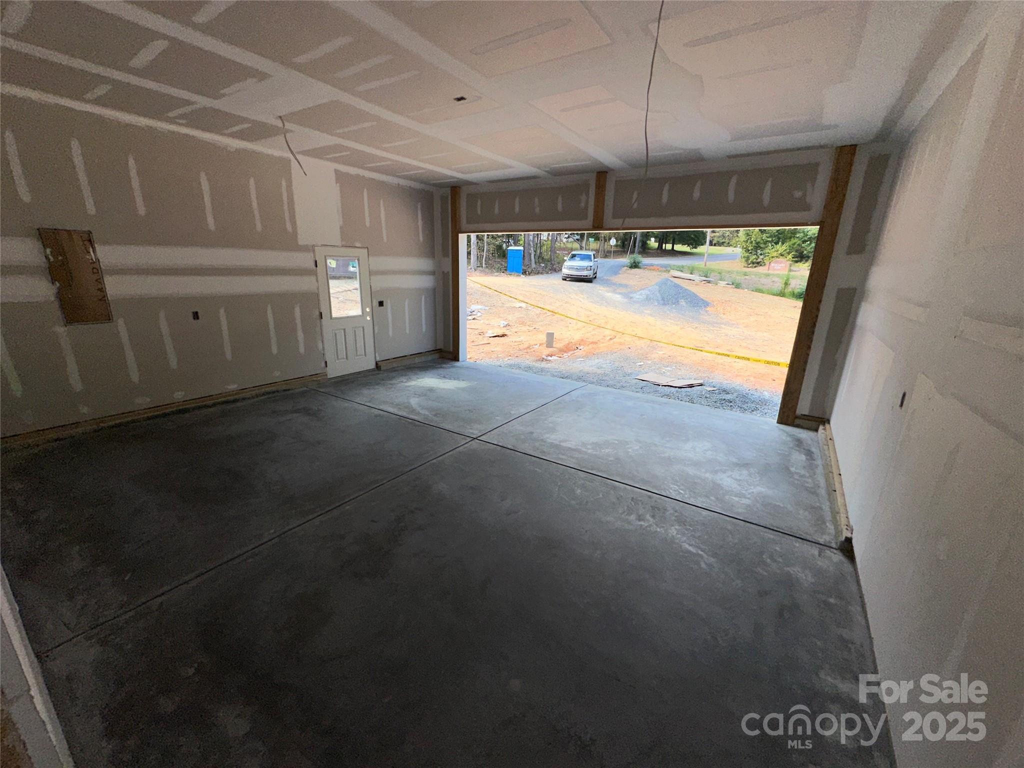 28800 NC Hwy 73 Highway — Albemarle