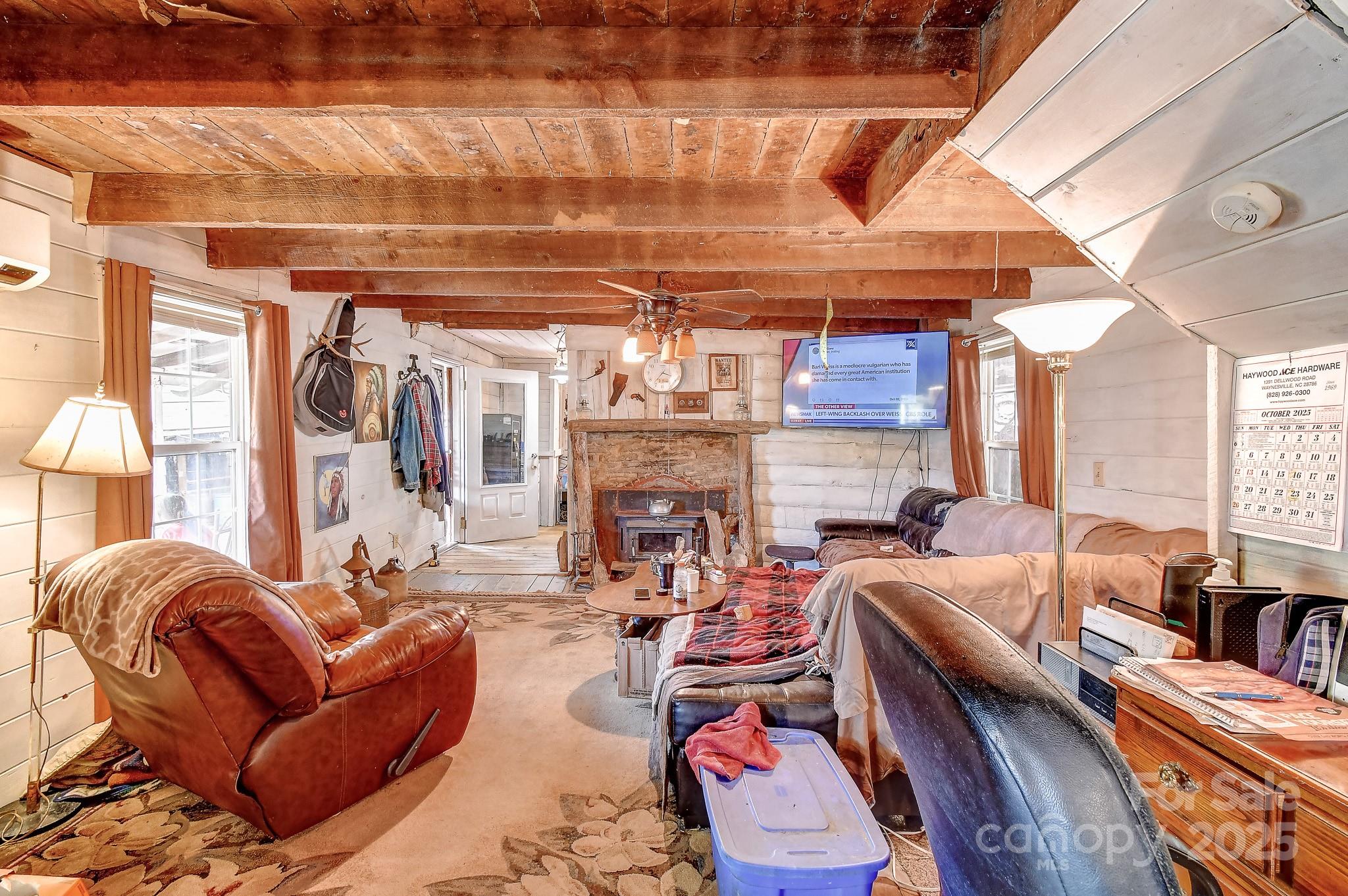 105 Home Place Road — Maggie Valley