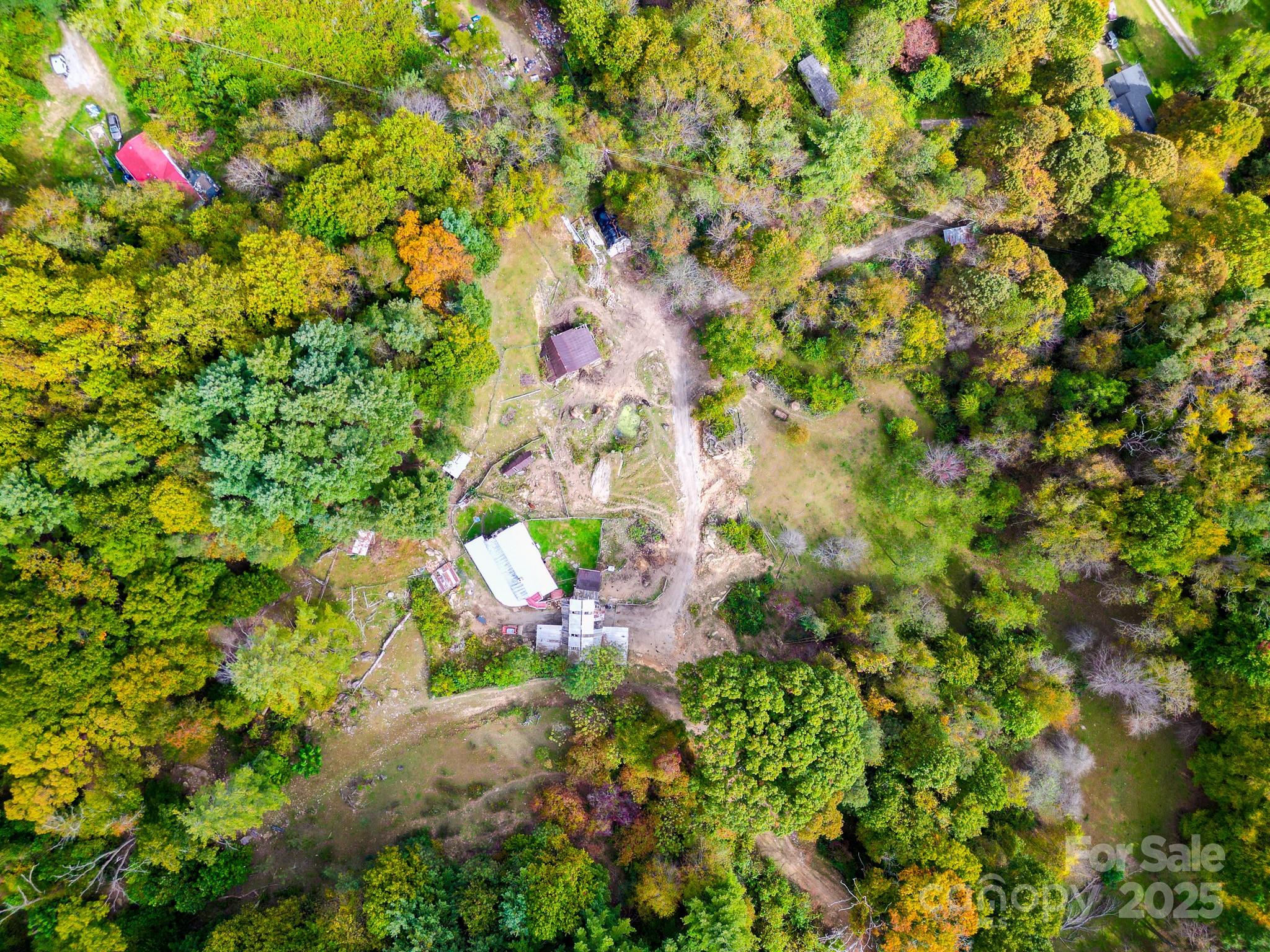 105 Home Place Road — Maggie Valley