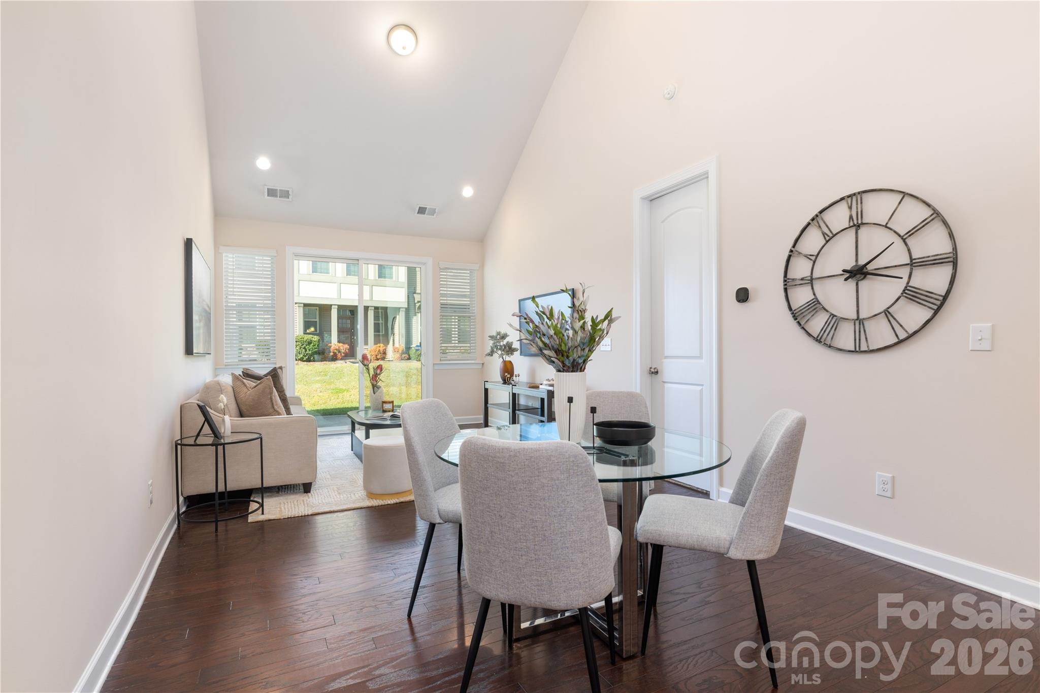 9320 Glenburn Lane — Charlotte