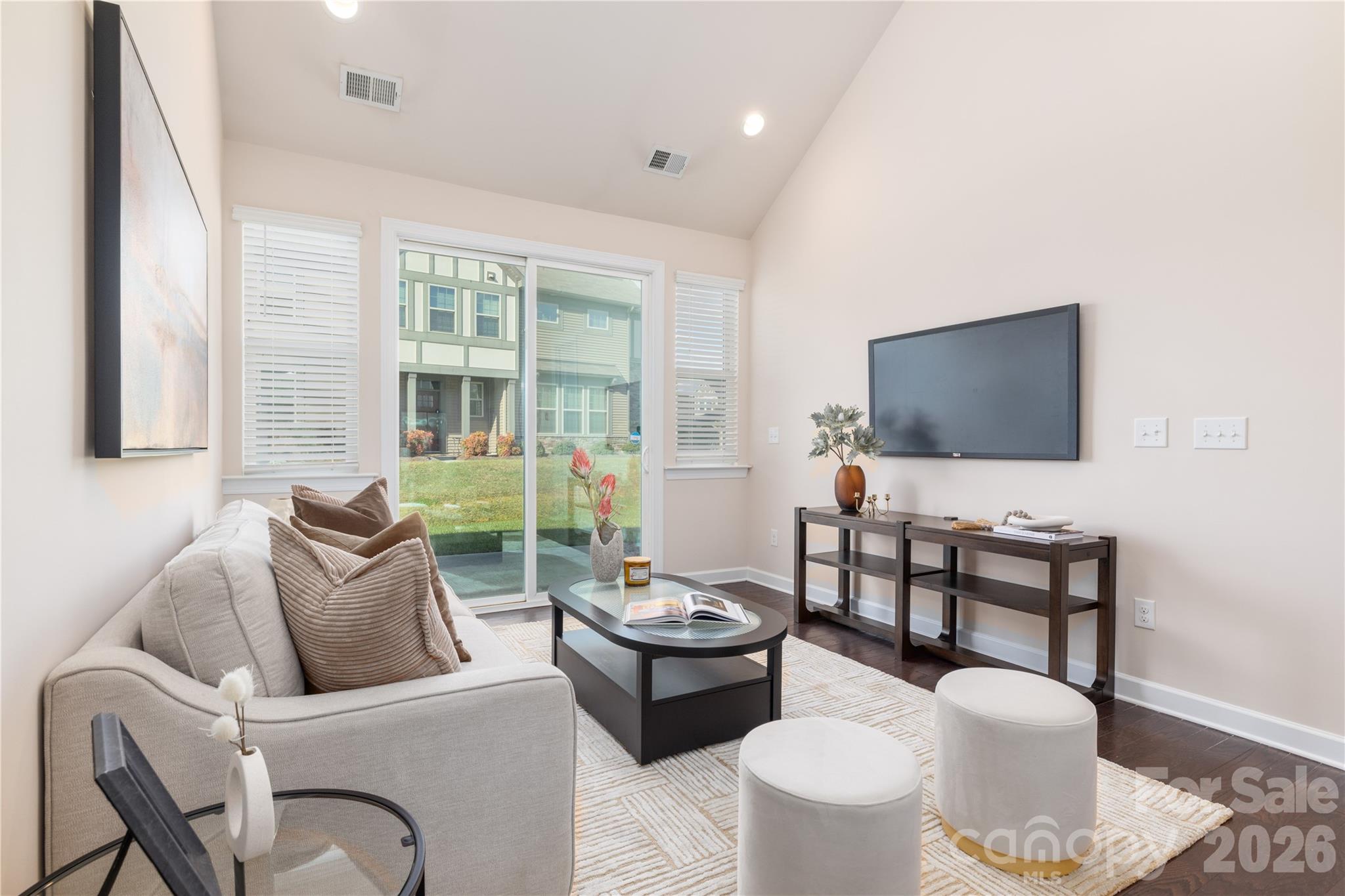 9320 Glenburn Lane — Charlotte