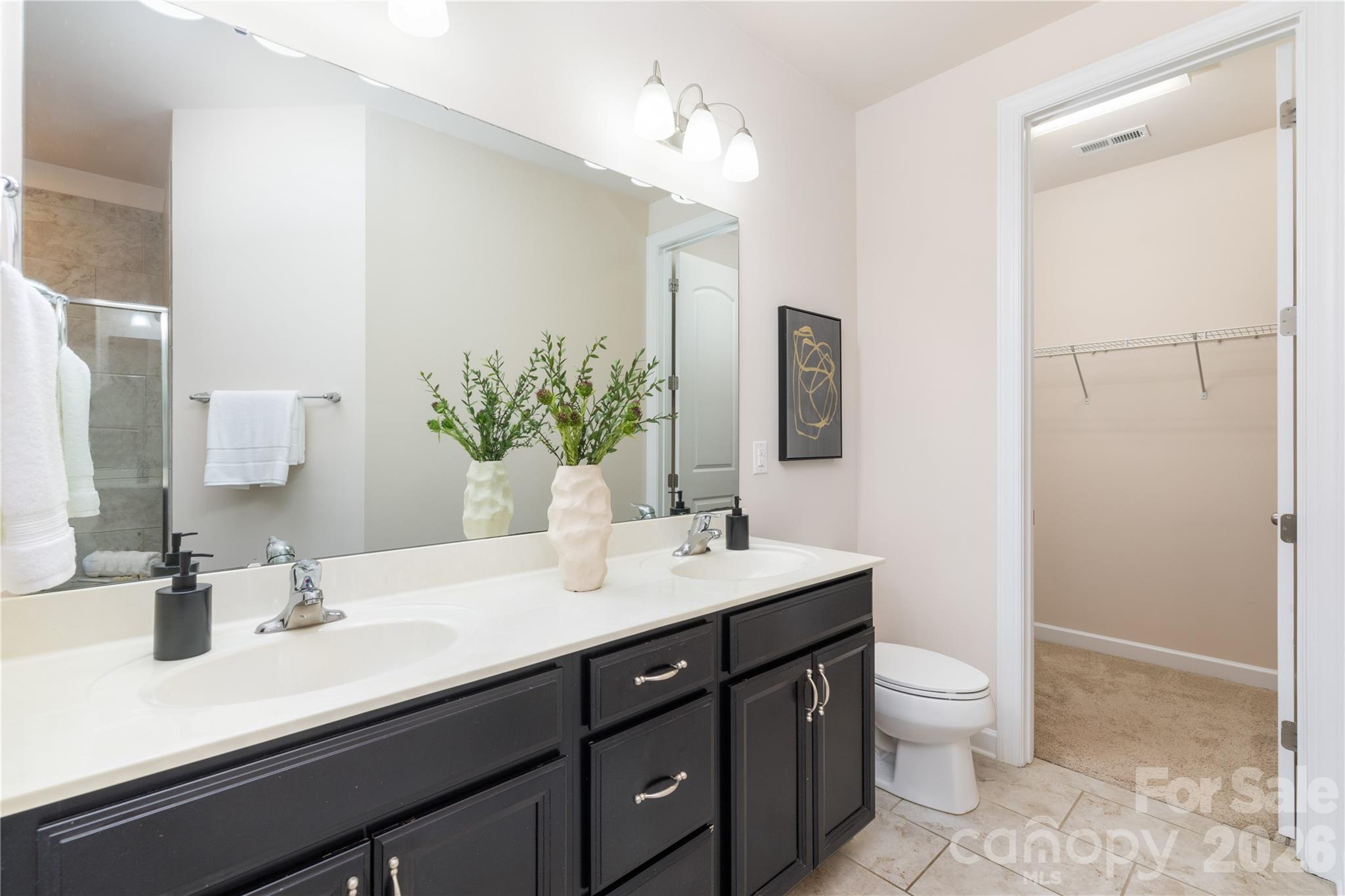 9320 Glenburn Lane — Charlotte