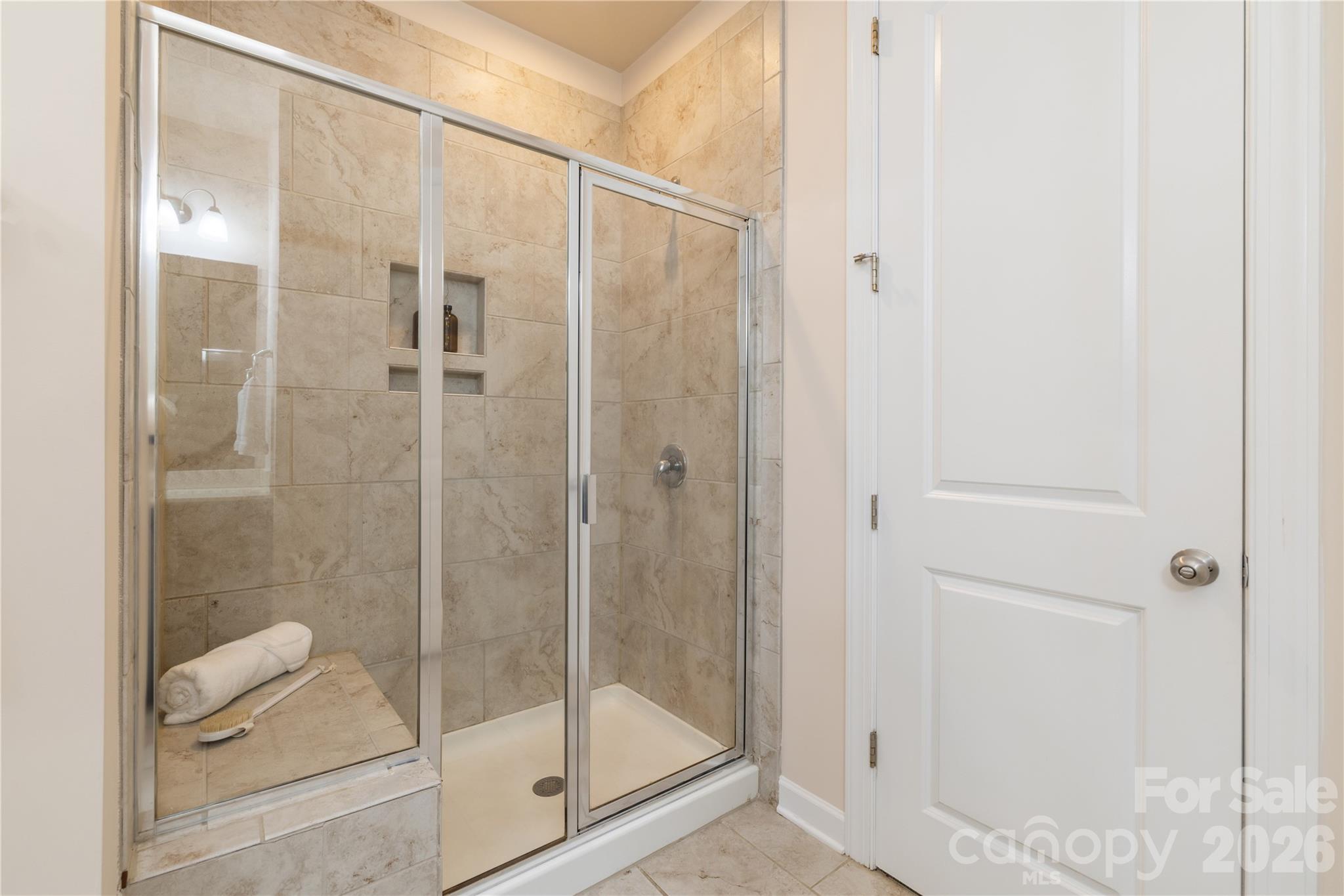 9320 Glenburn Lane — Charlotte