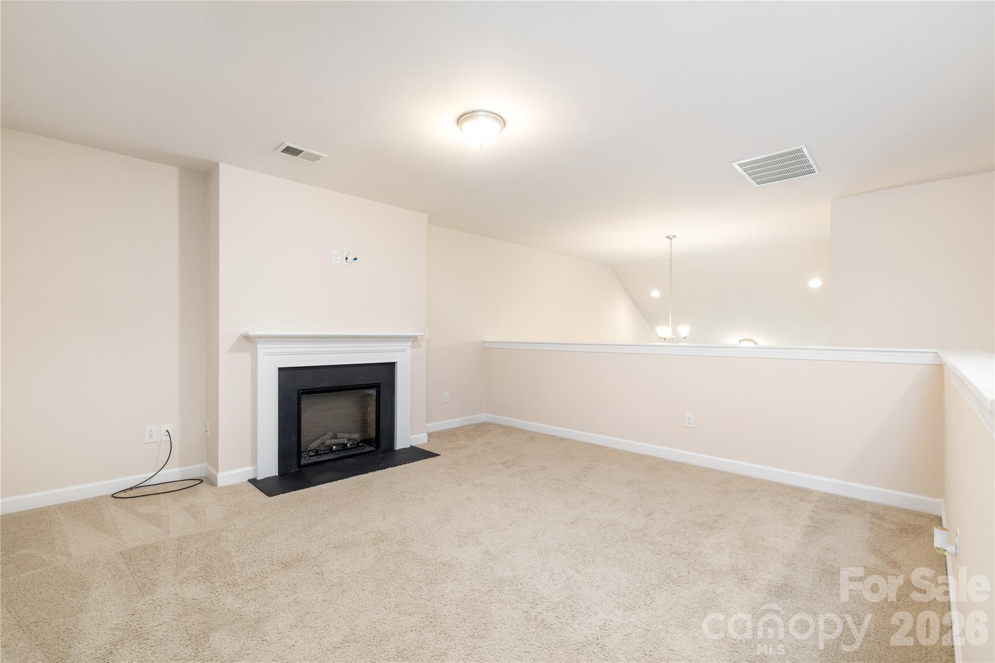 9320 Glenburn Lane — Charlotte
