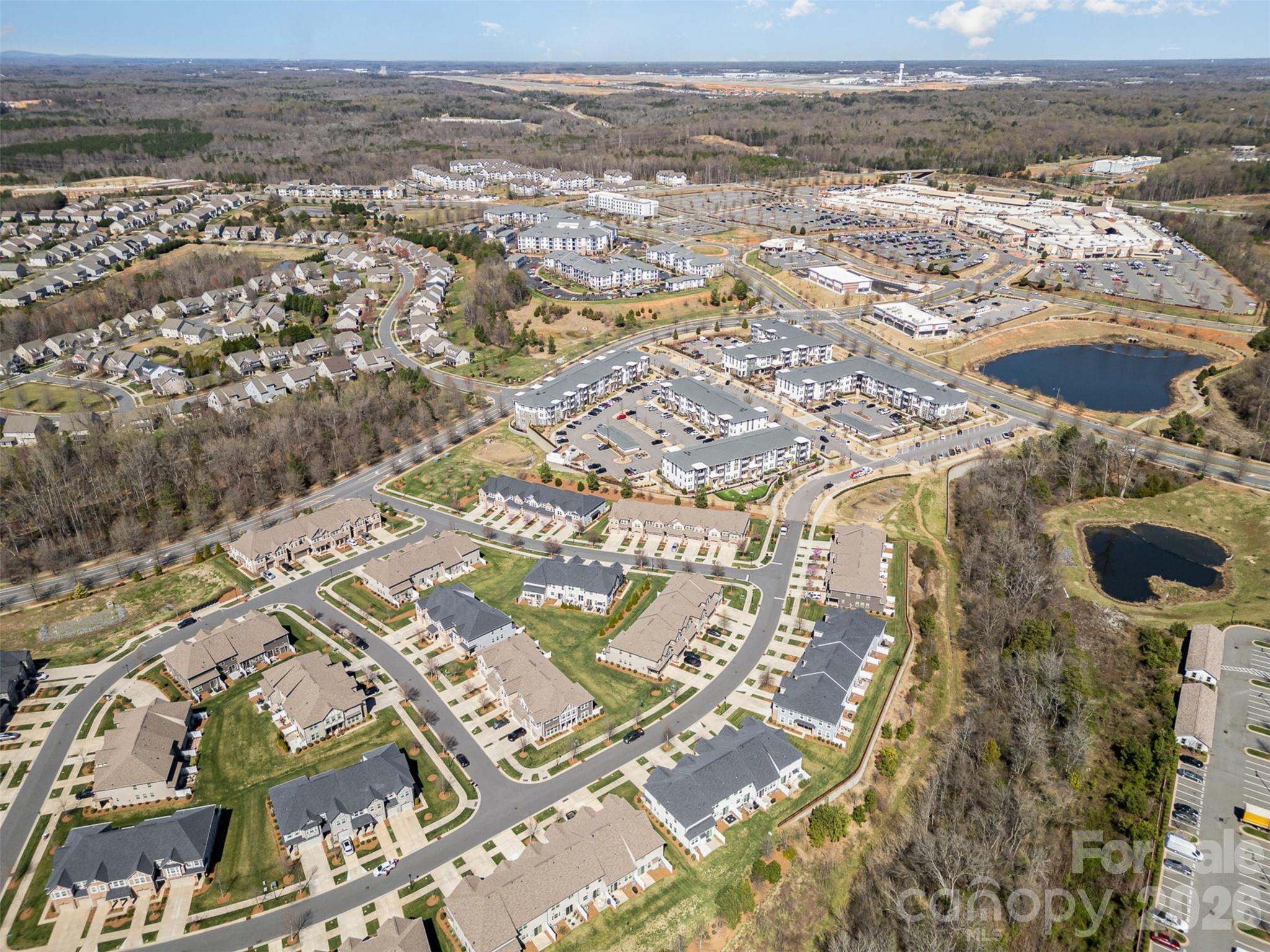 9320 Glenburn Lane — Charlotte