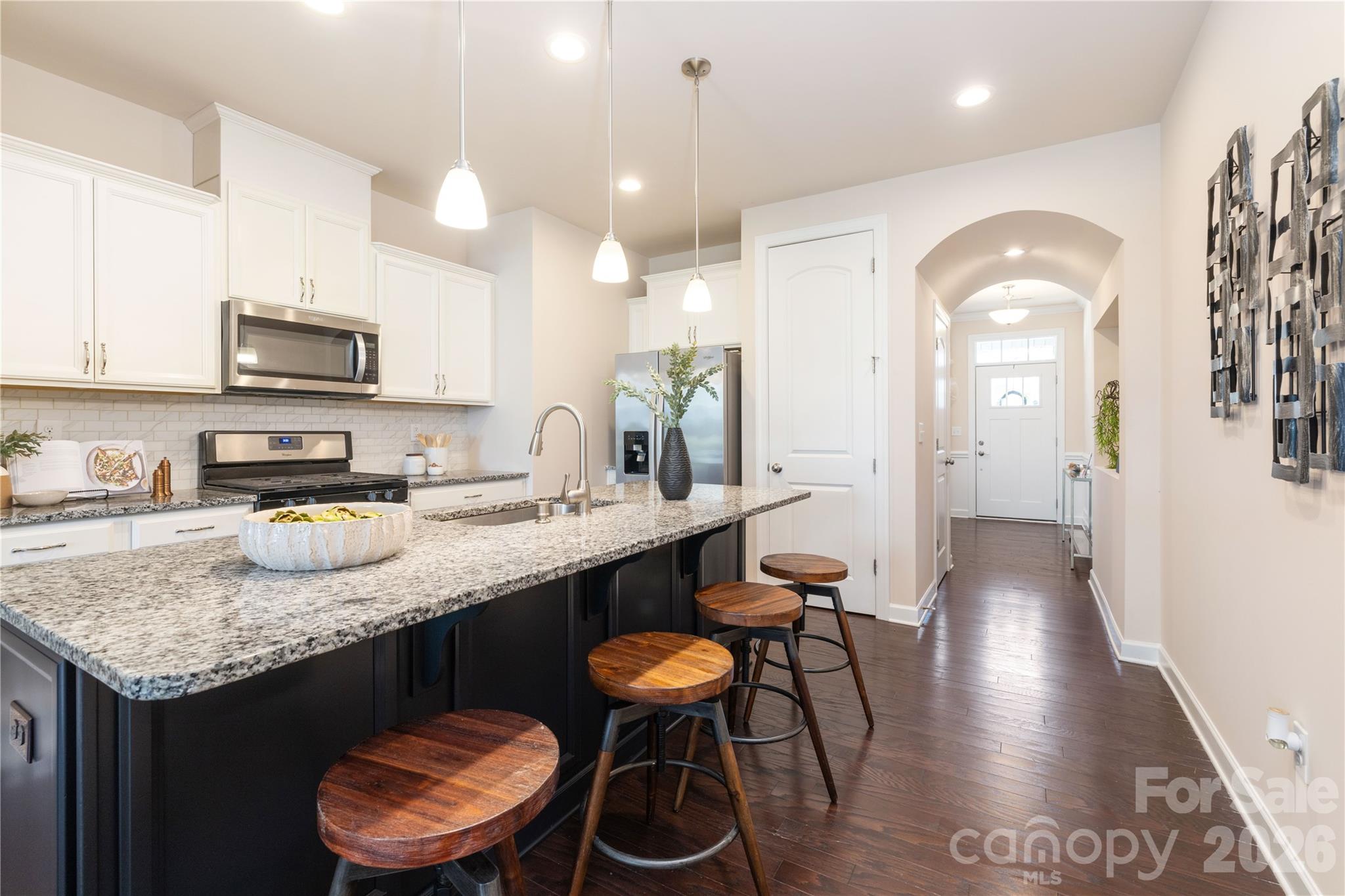9320 Glenburn Lane — Charlotte