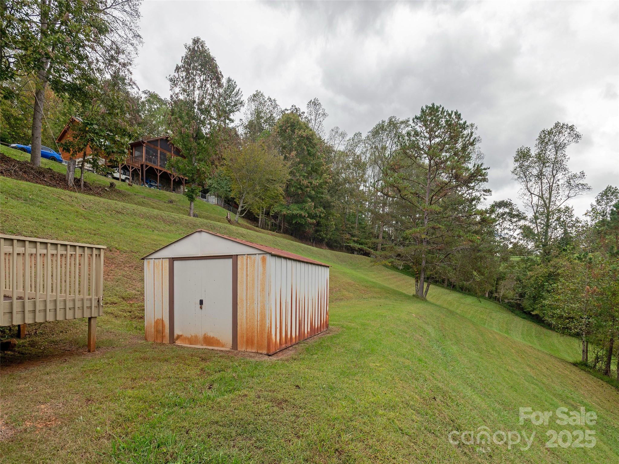 81 Mount Airy Road — Marshall